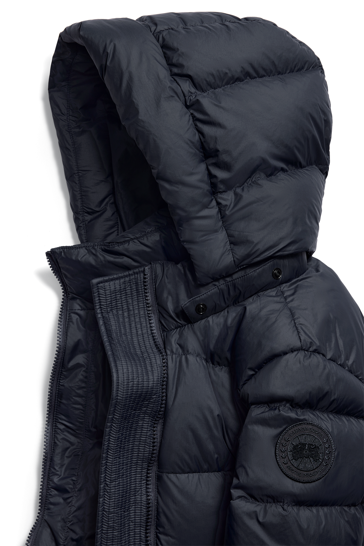 Mystique Puffer - Nocturne 9858 - off_detail_01
