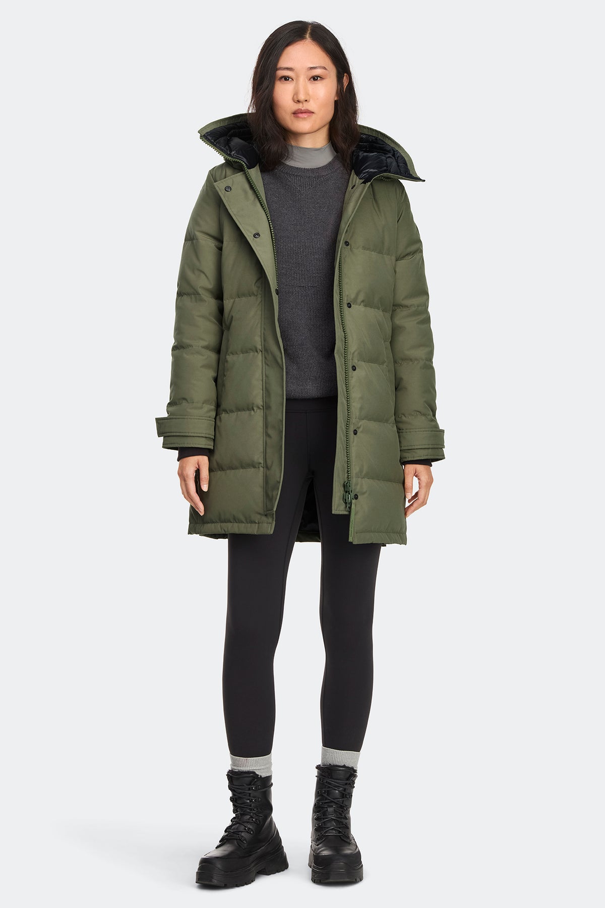 Shelburne Parka Tonal Disc - Vireo Green 9126 - on_full_body_01