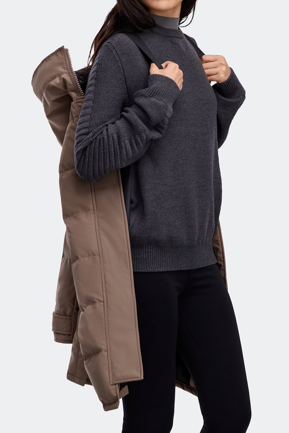 Shelburne Parka Tonal Disc - Taupe Grey 9394 - on_detail_01