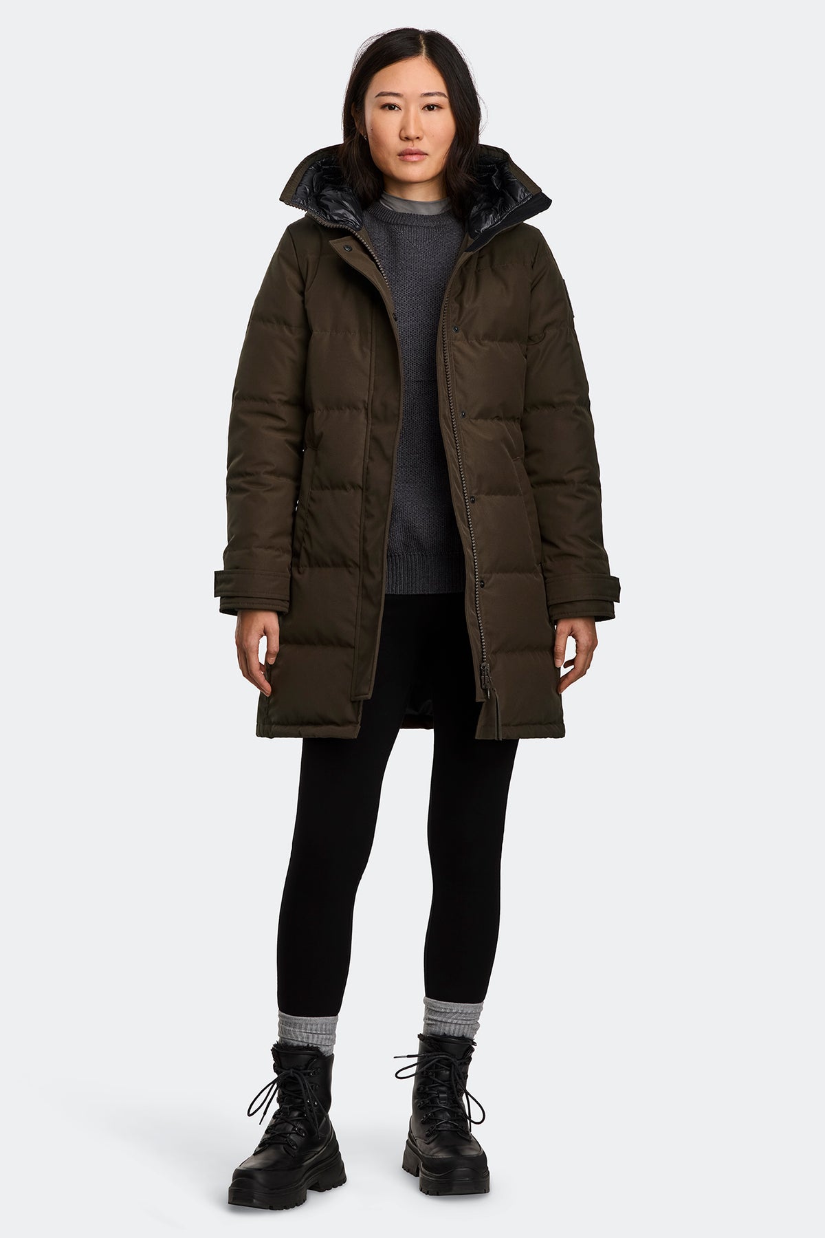 Shelburne Parka Tonal Disc - Terra 9842 - on_full_body_01