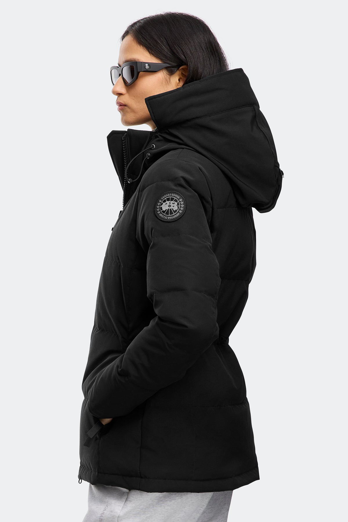 Chelsea Parka Black Disc - Black 9061 - on_side_01