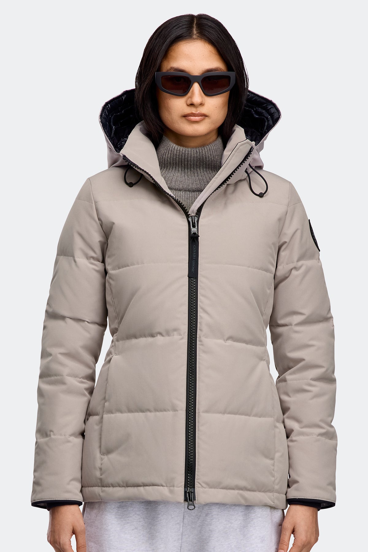 Chelsea Parka Black Disc - Limestone 9432 - on_front_closed_01