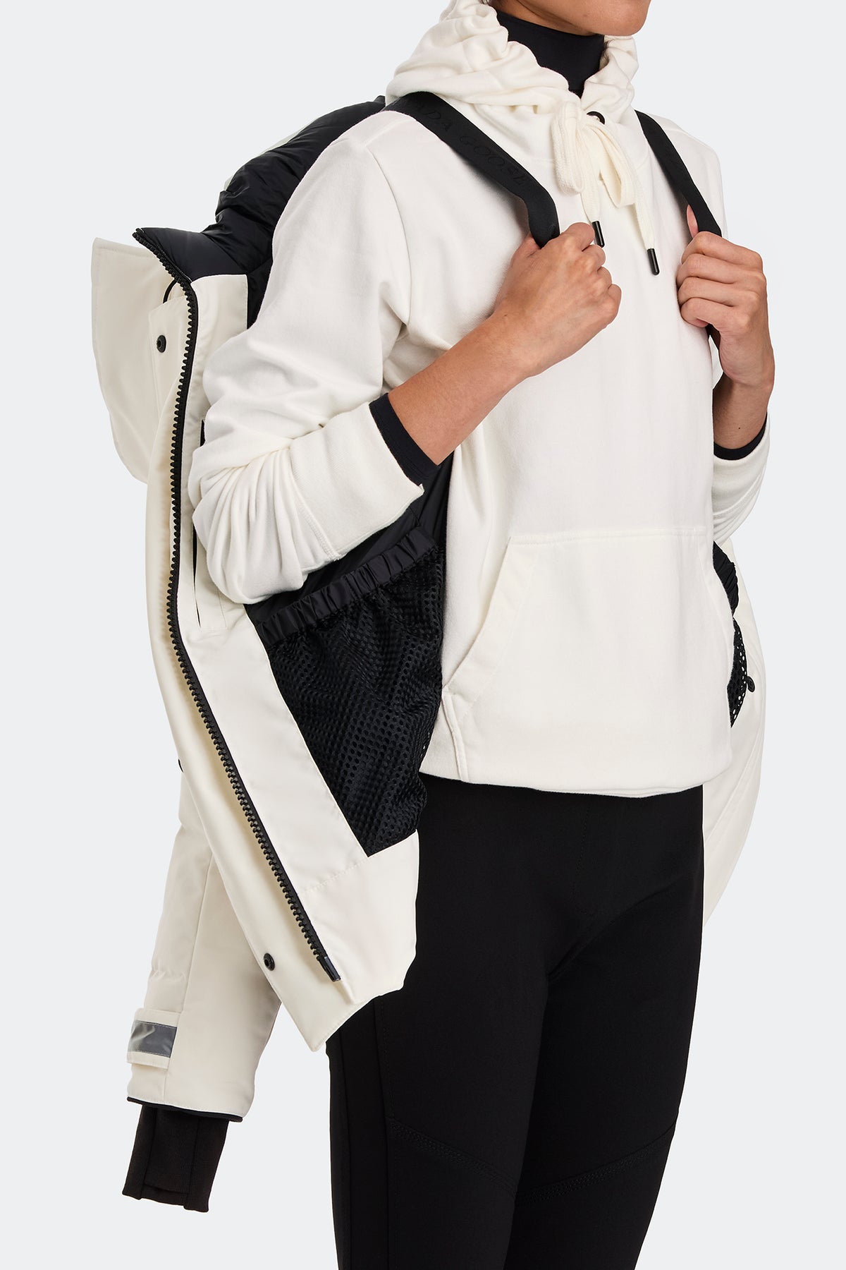 Lyndale Parka - Northstar White 433 - on_detail_01
