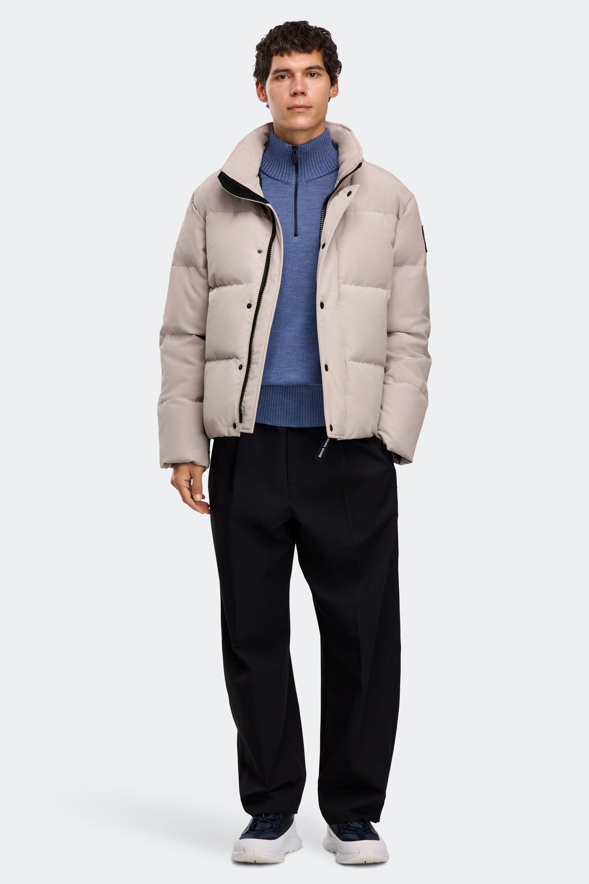 Bayview Parka Black Disc - Limestone 9432 - on_full_body_01