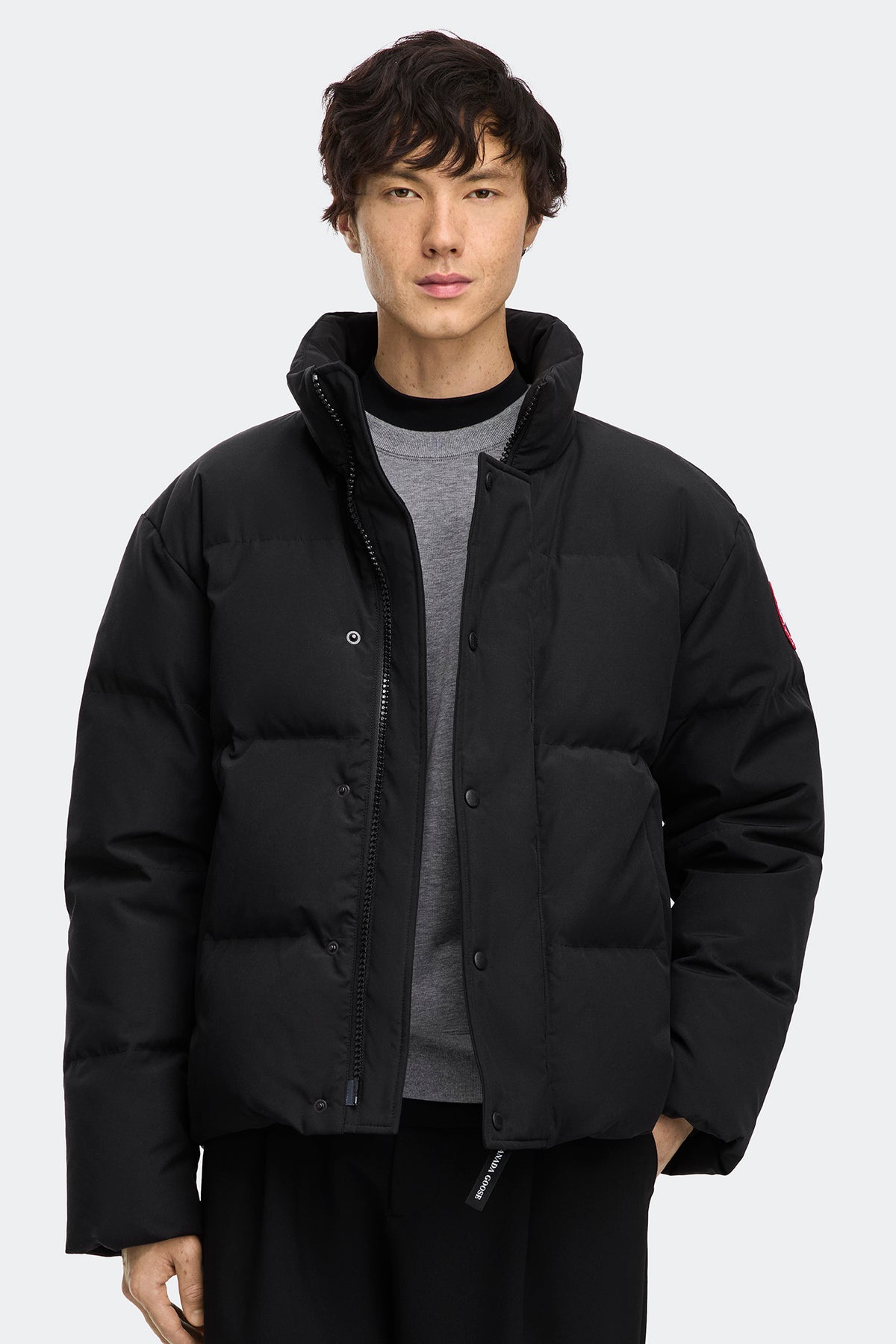 Bayview Parka - Black 9061 - on_front_01