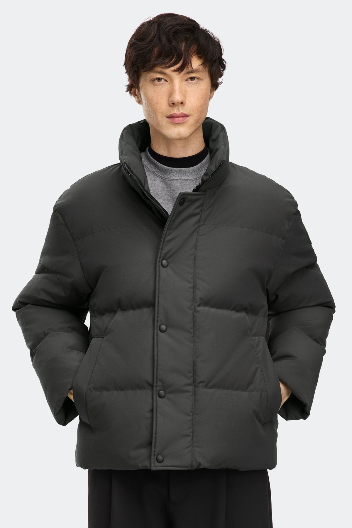 Bayview Parka - Granite Grey 9431 - on_front_closed_01