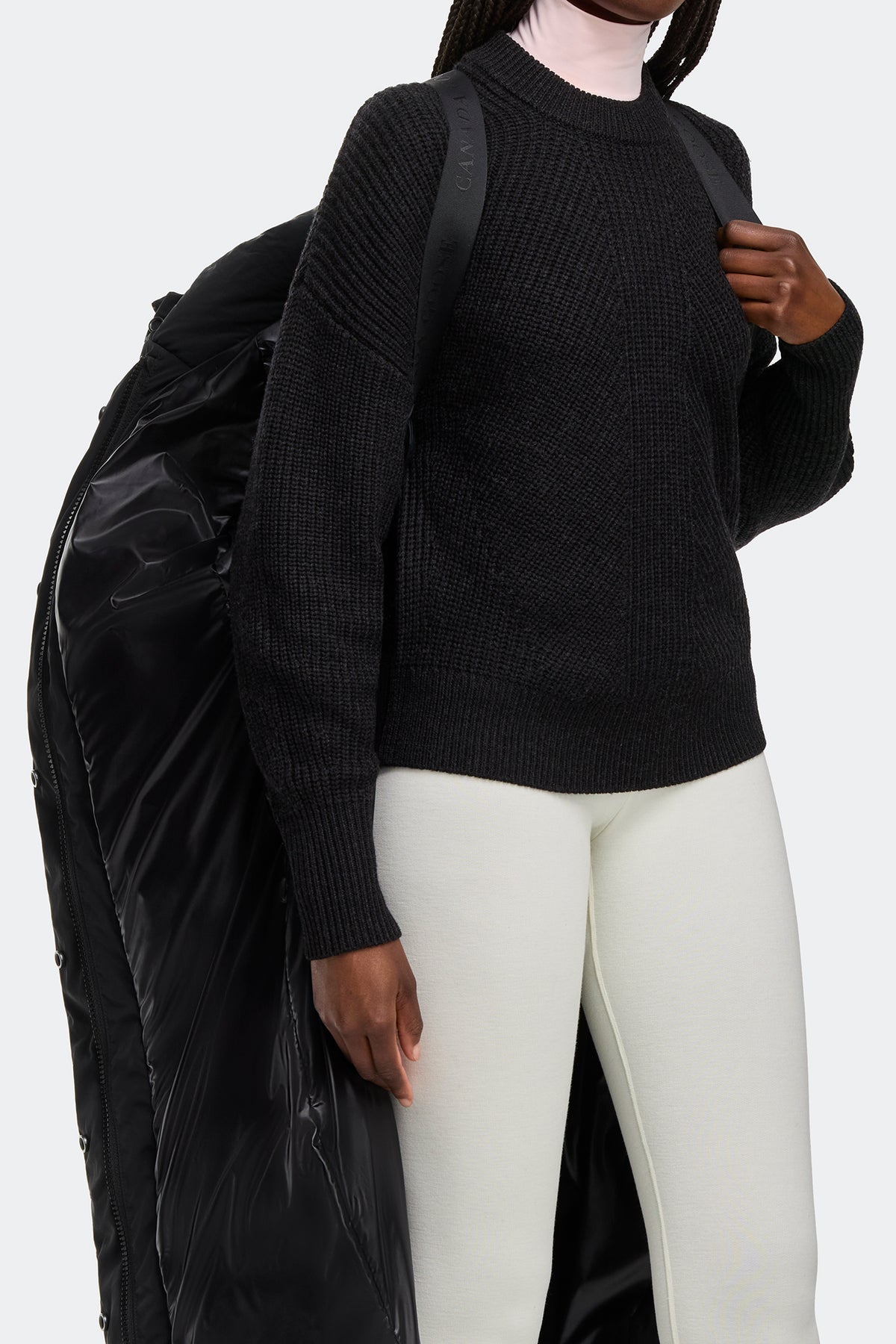 Marlow Parka - Black 9061 - on_detail_01