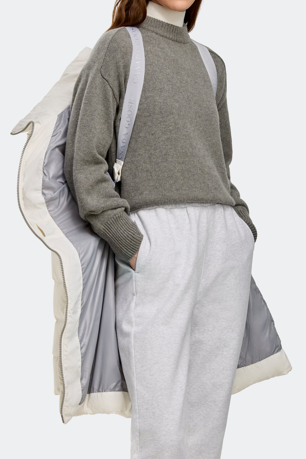 Aurora Parka - Northstar White 433 - on_detail_01