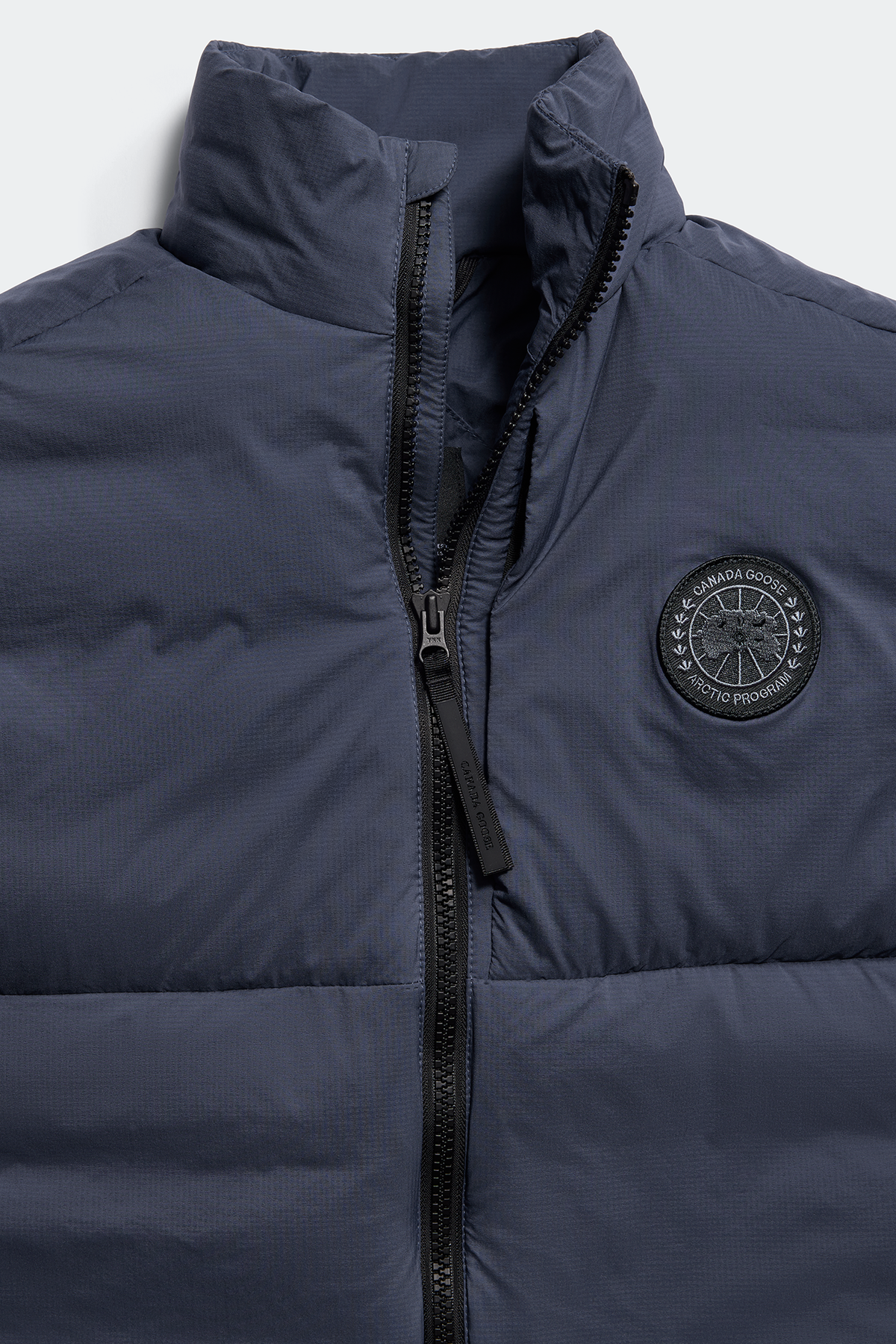 Lodge Vest Black Disc - Dusk Blue 9128 - off_detail_01