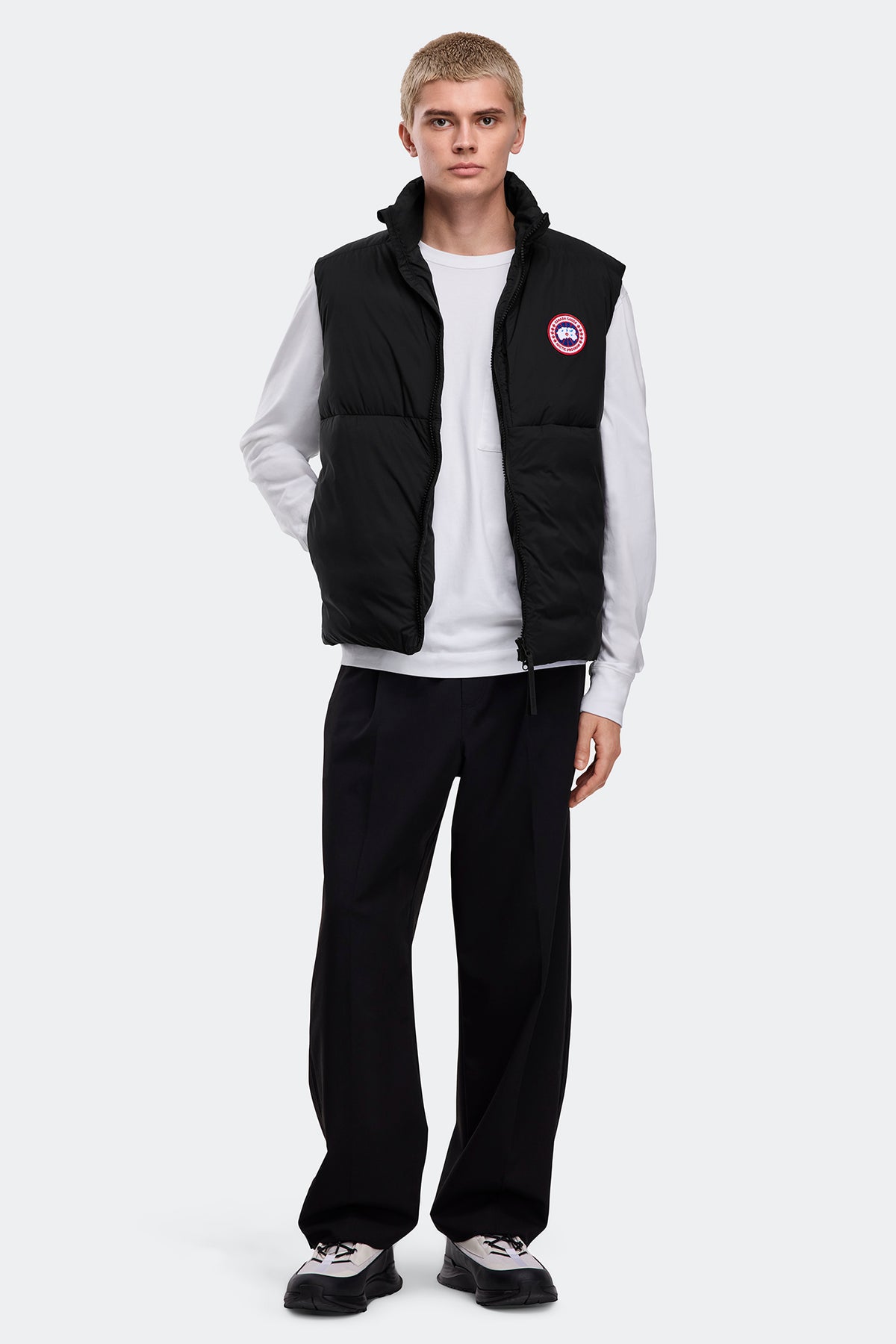 Lodge Vest - Black 9061 - on_full_body_01