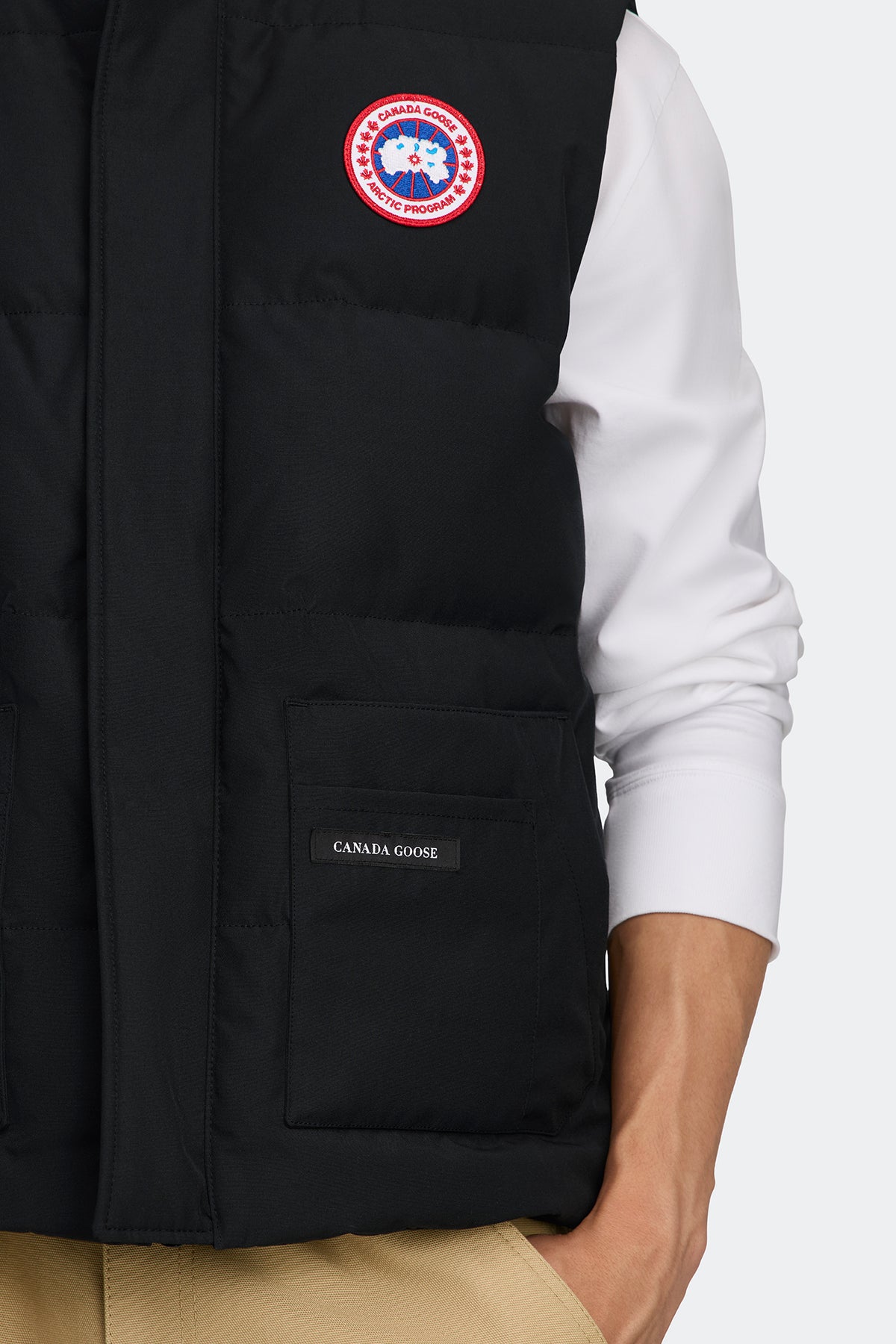 Legacy Freestyle Vest - Black 9061 - on_detail_01