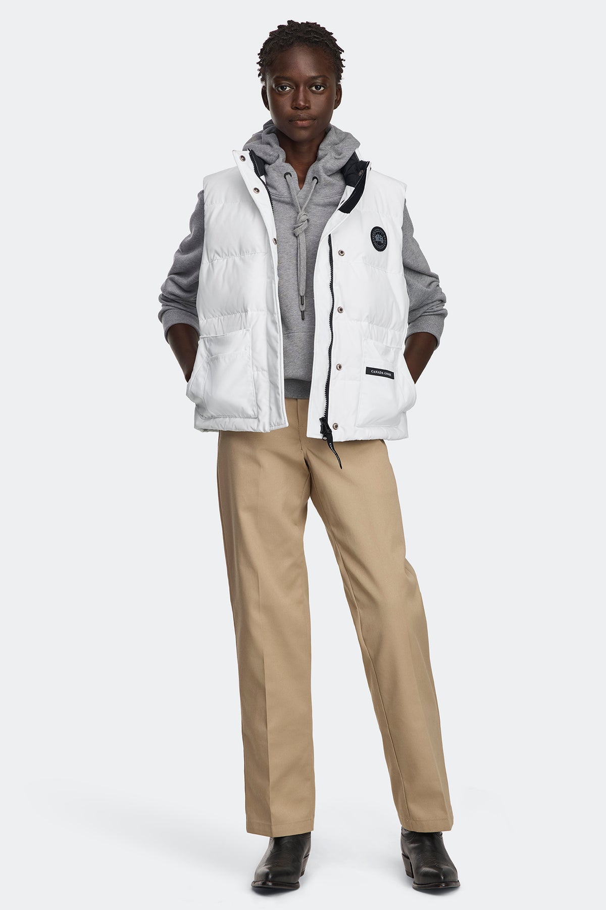 Legacy Freestyle Vest Black Disc - Optic White 9227 - on_full_body_01
