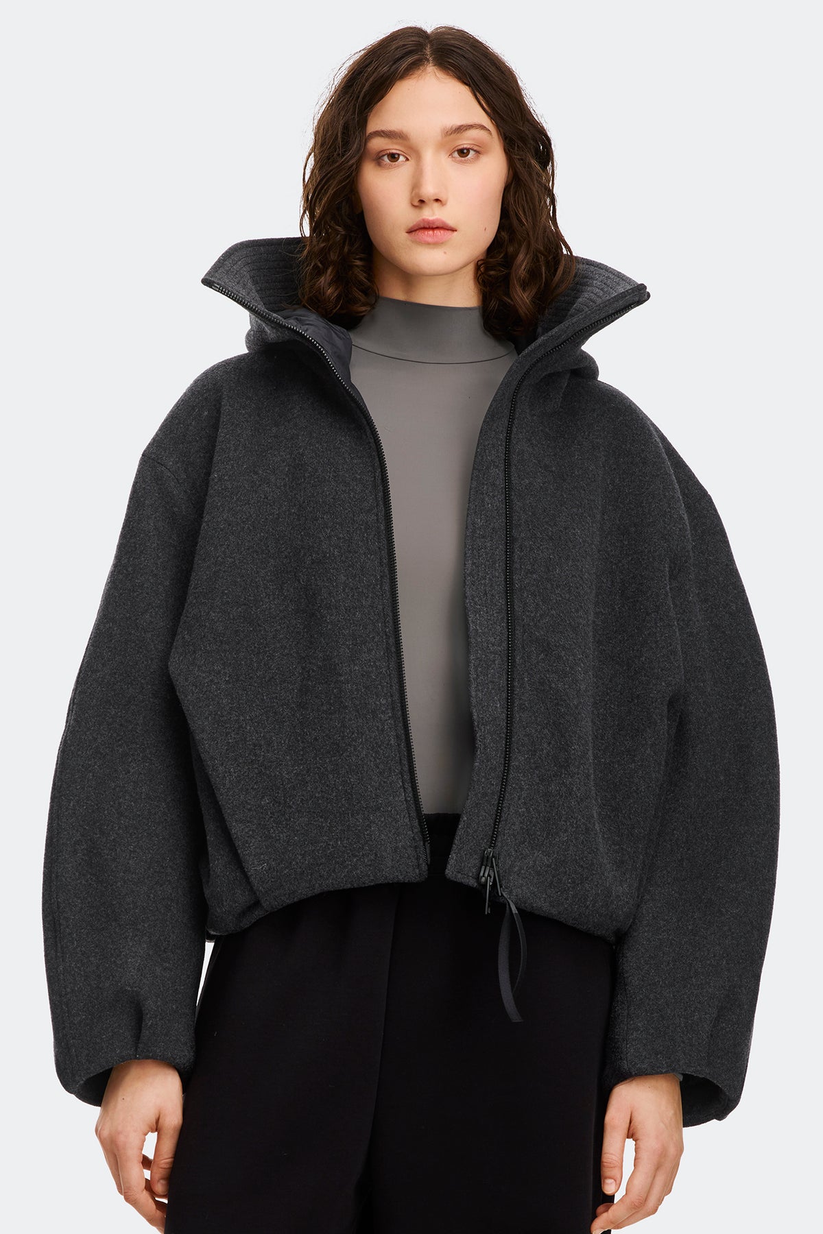 Chilliwack Wool Bomber - Carbon Heather 9251 - on_front_01