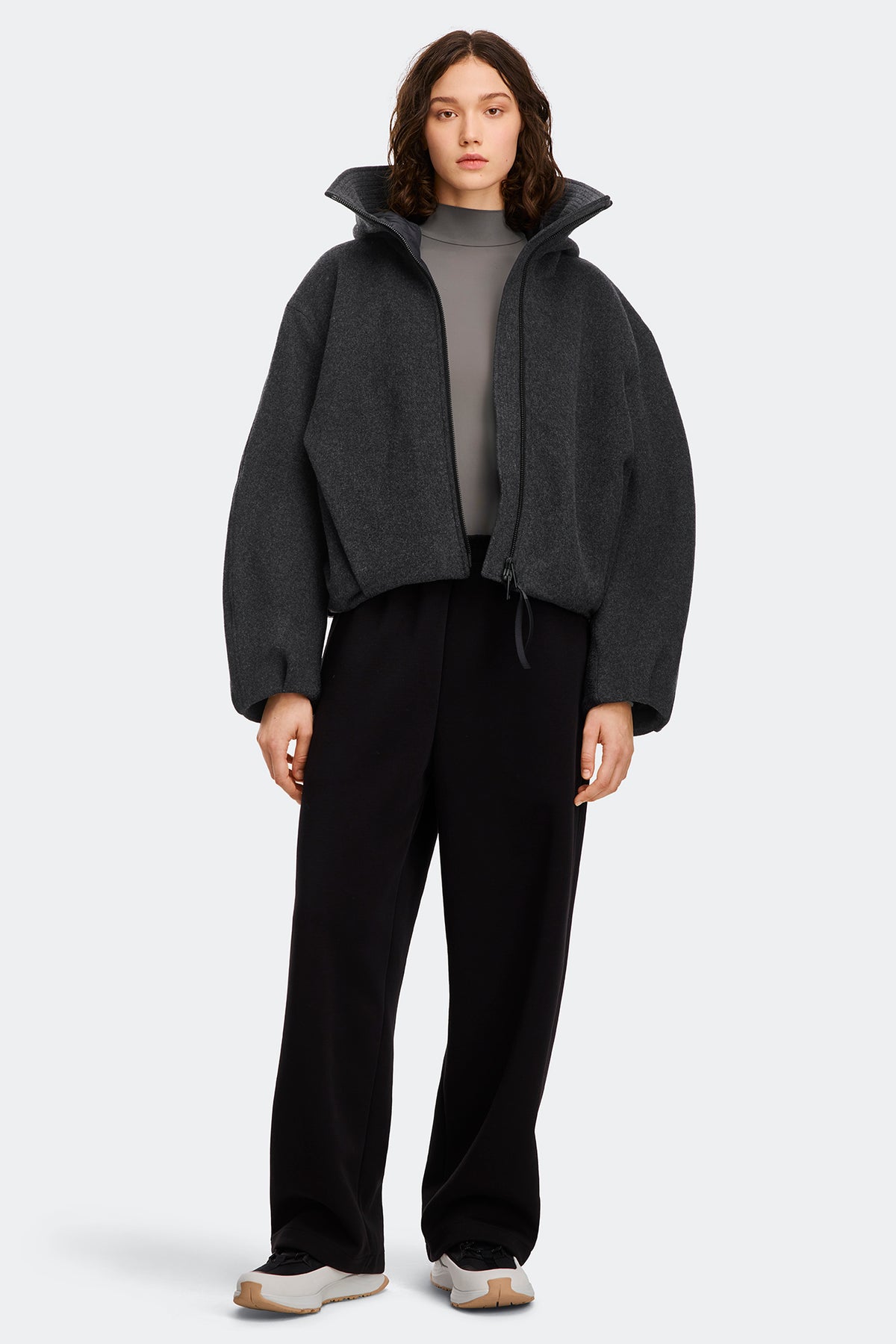 Chilliwack Wool Bomber - Carbon Heather 9251 - on_full_body_01