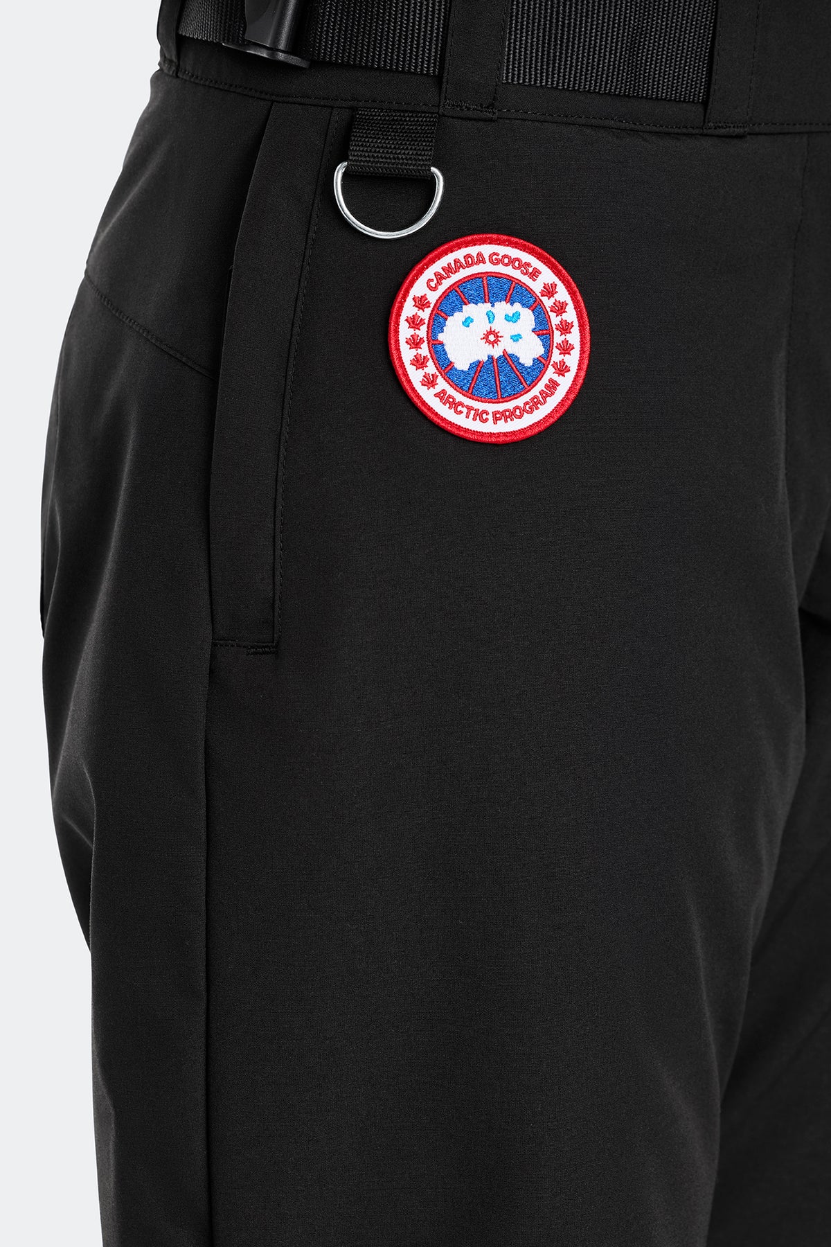 Tundra Pant - Black 61 - on_detail_01