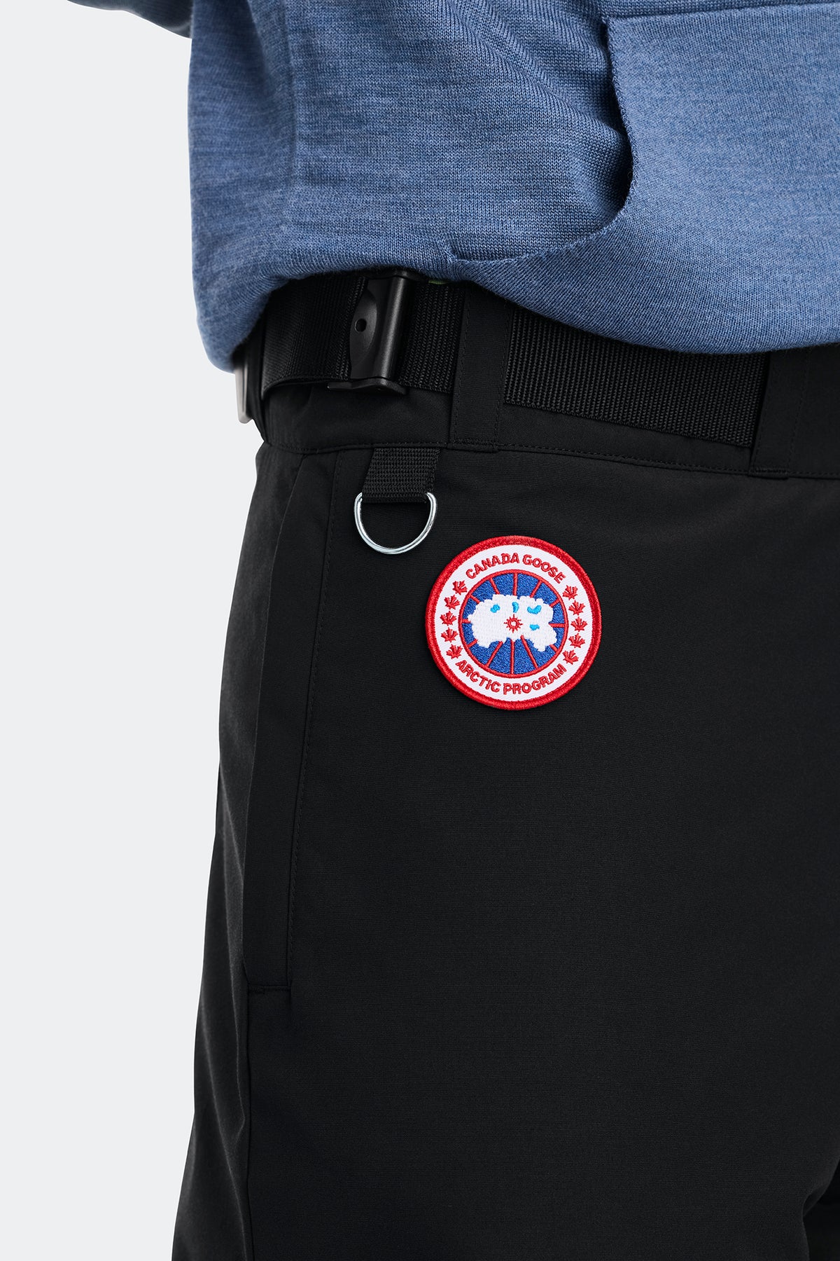 Tundra Pant - Black 61 - on_detail_01