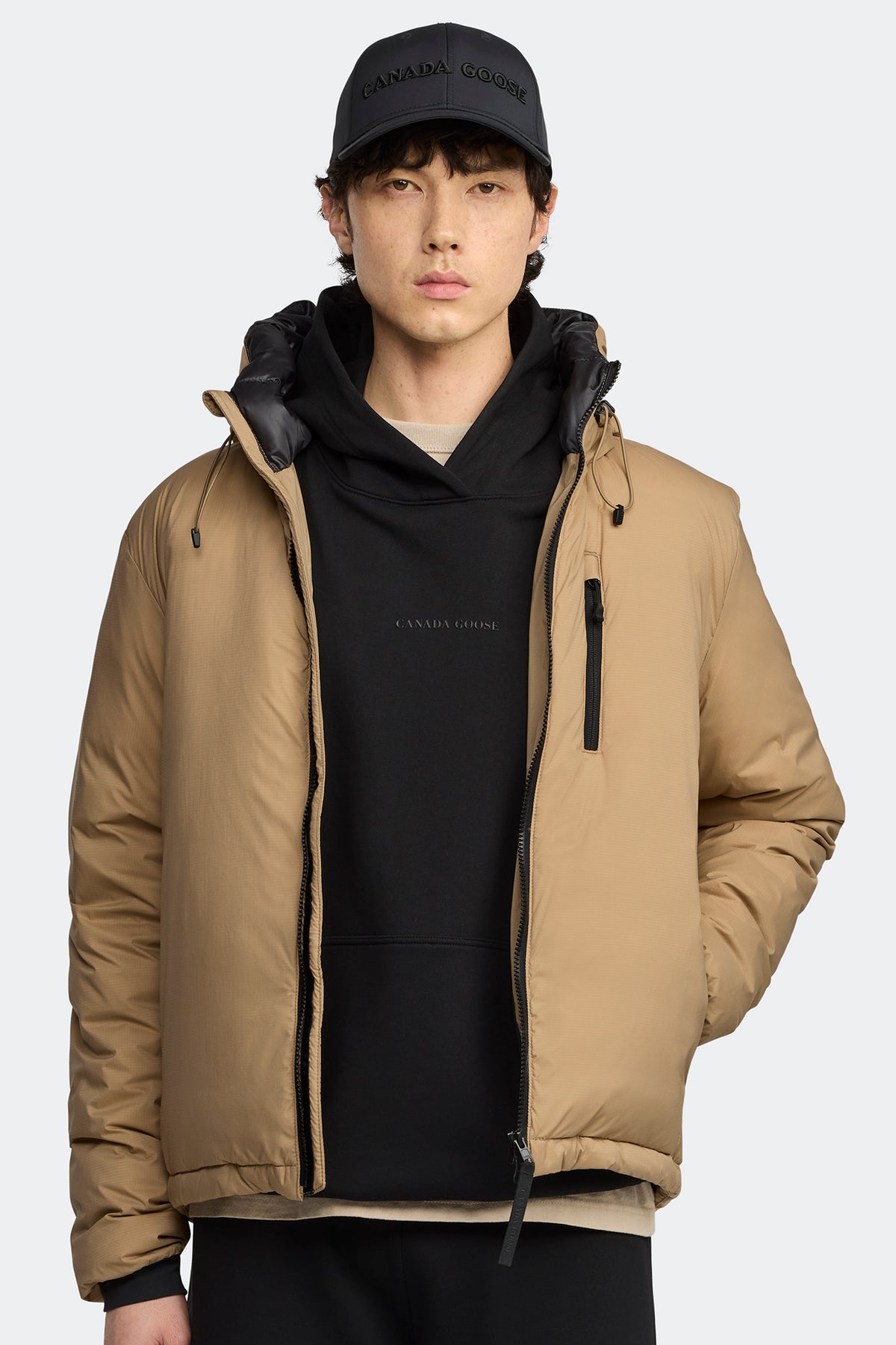 Lodge Hoodie Black Disc - Desert Sand 1483 - on_front_closed_01