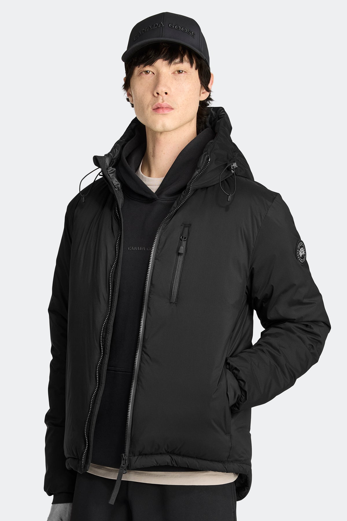 Lodge Hoodie Black Disc - Black 9061 - on_front_closed_01