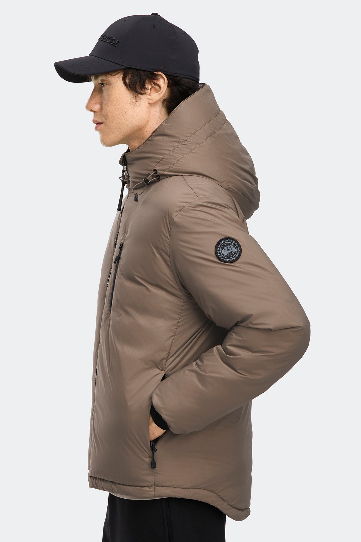 Lodge Hoodie Black Disc - Taupe Grey 9394 - on_side_01