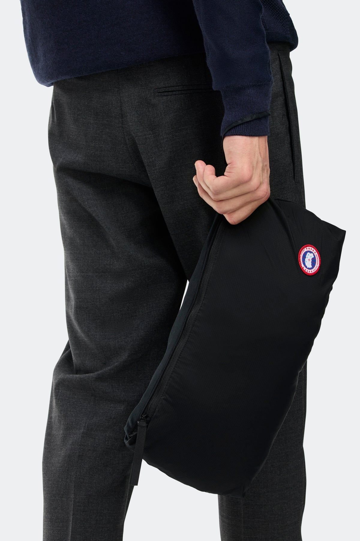Lodge Hoodie - Black 9061 - on_detail_01