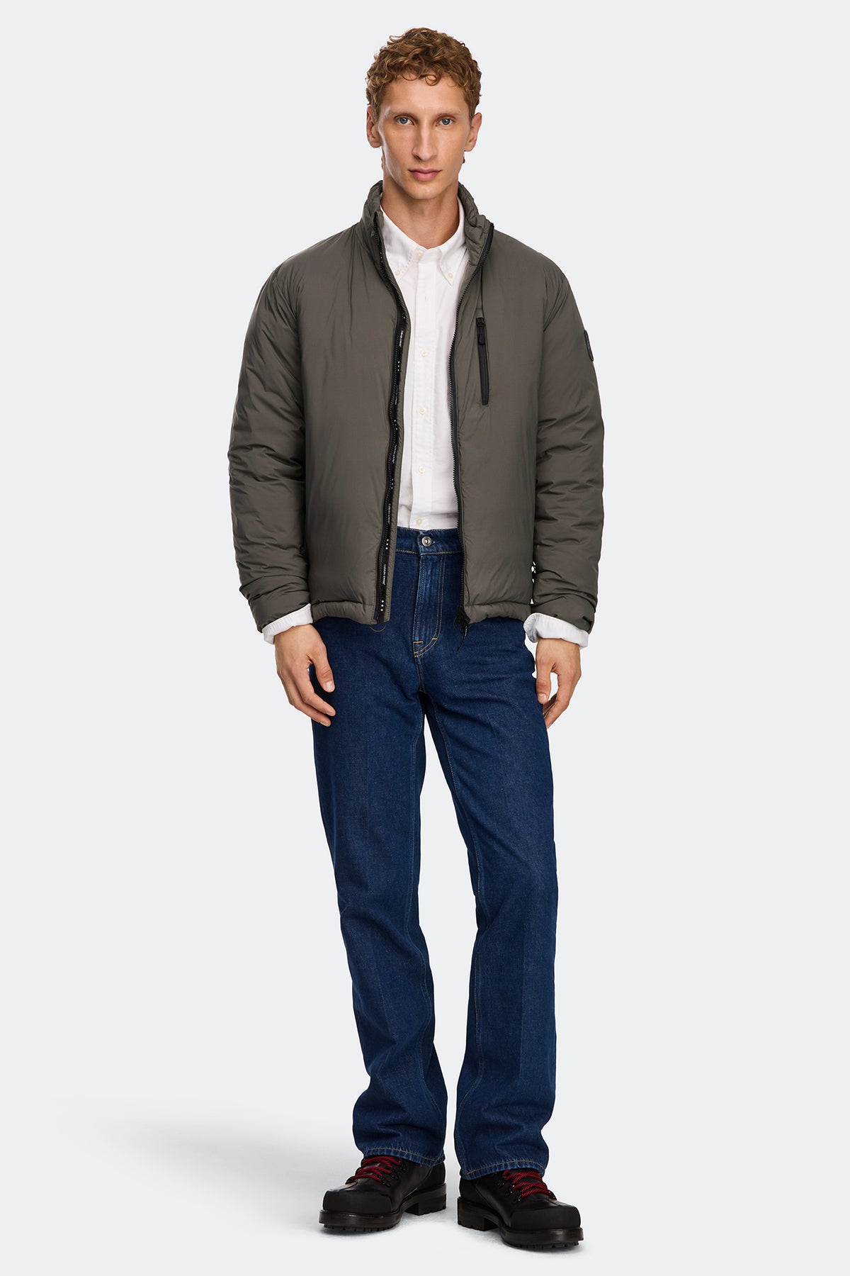 Lodge Jacket Tonal Disc - Khaki Haze 9127 - on_full_body_01