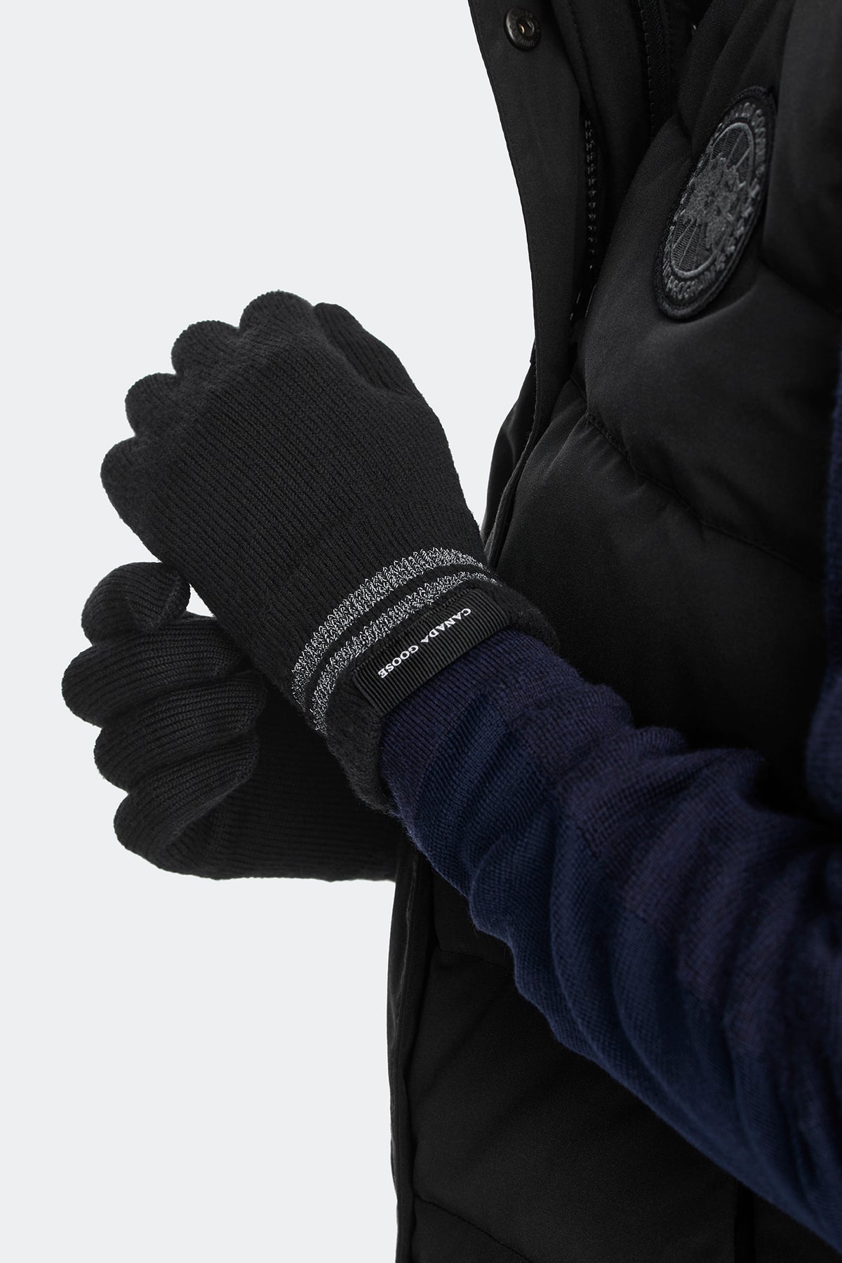Barrier Glove - Black 61 - on_front_01