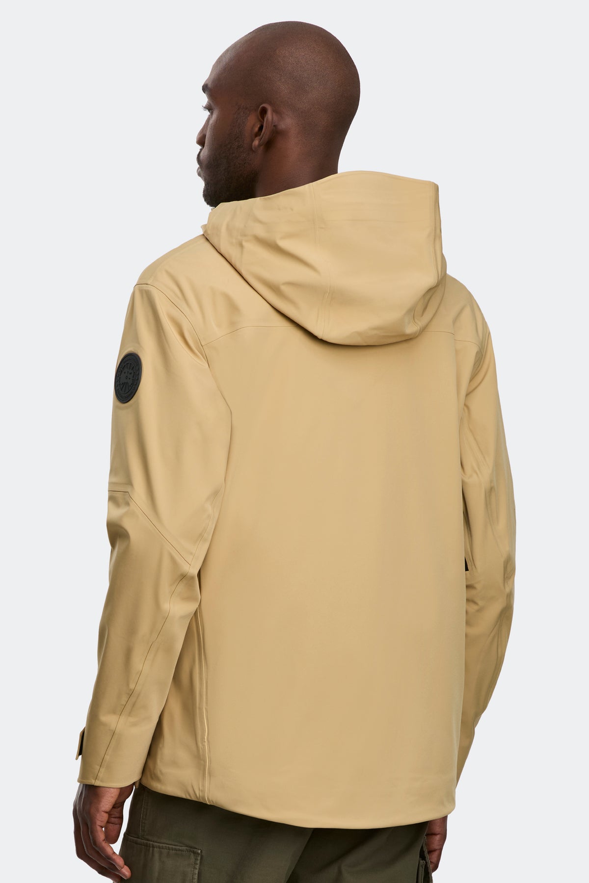 Rupert Rain Jacket Black Disc - Timber Sand 9110 - on_back_01