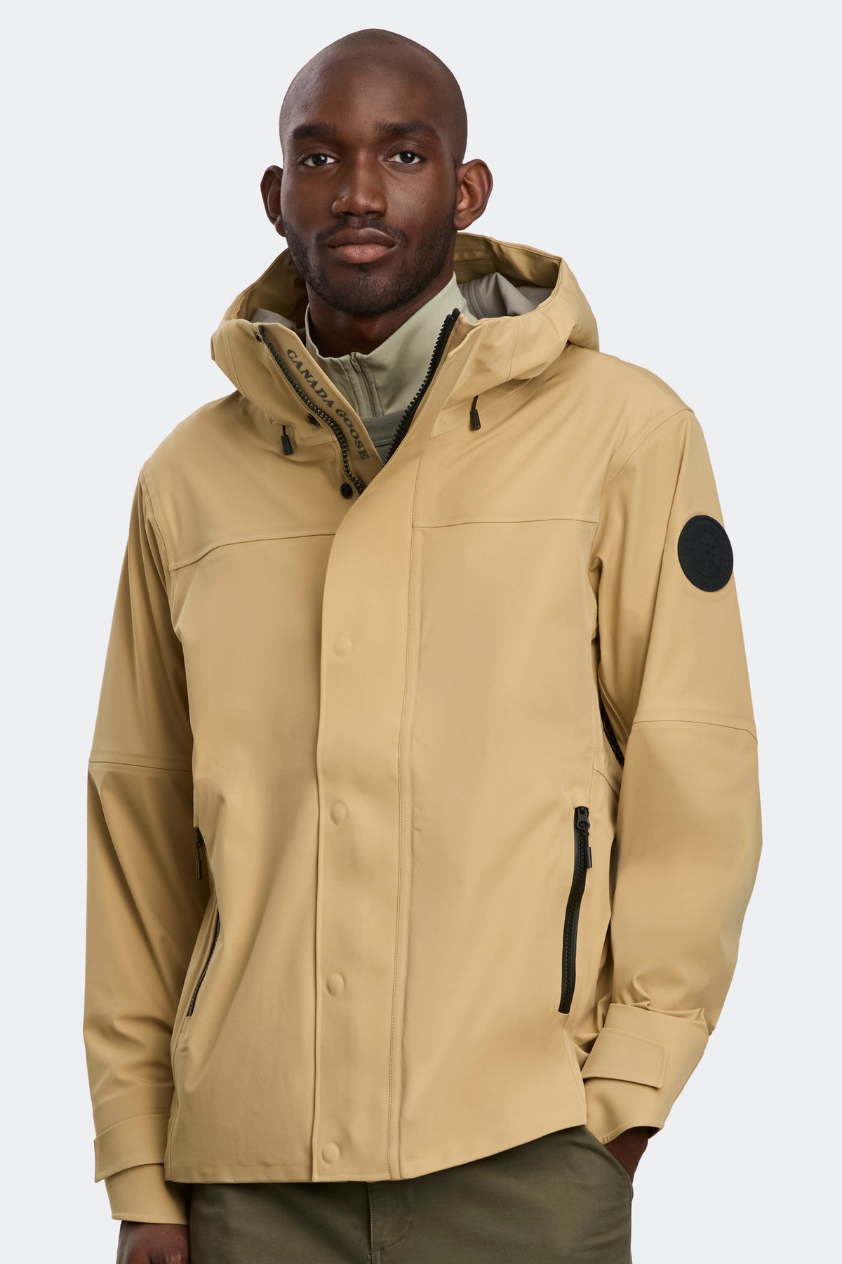 Rupert Rain Jacket Black Disc - Timber Sand 9110 - on_front_closed_01