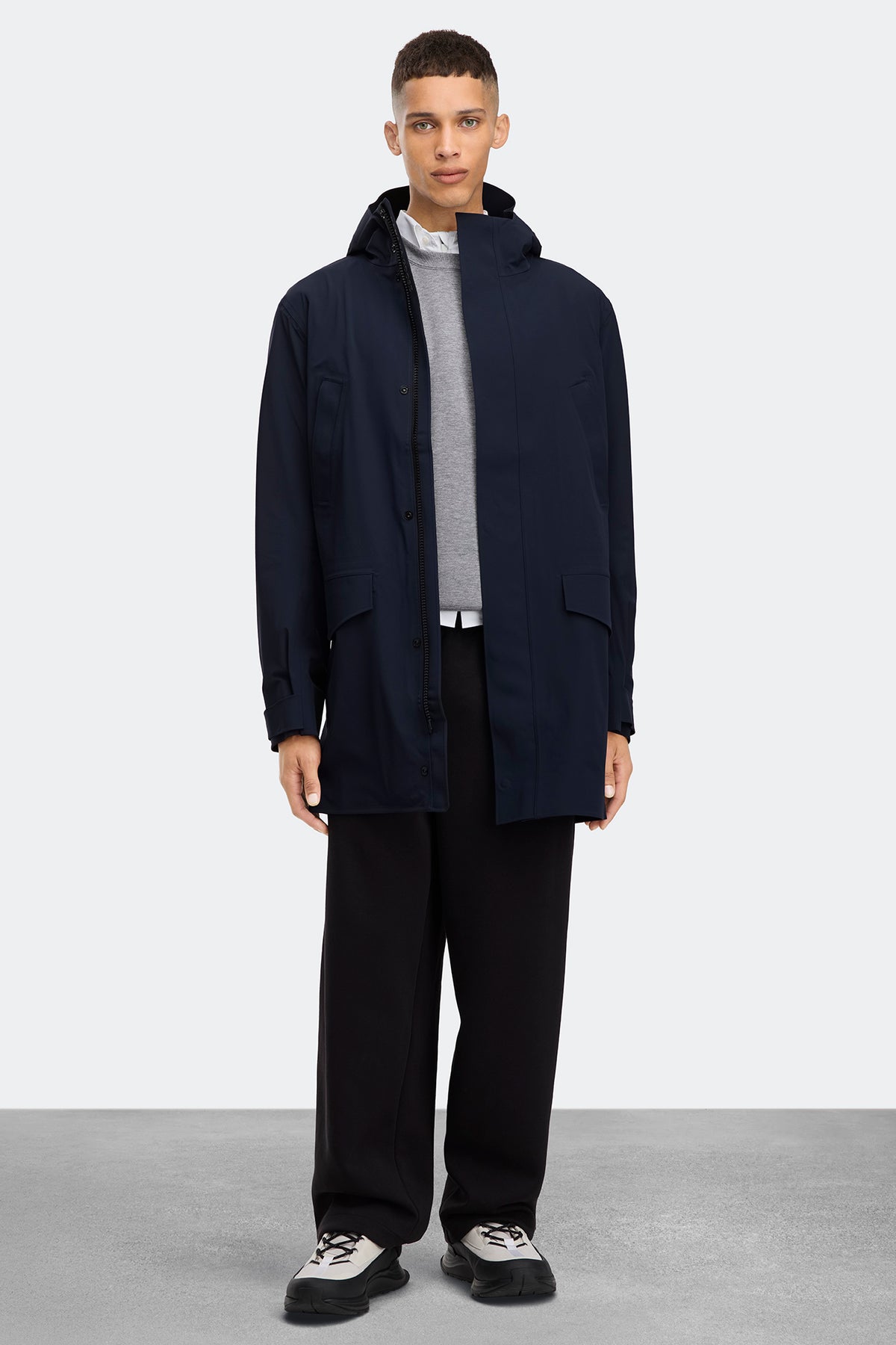 Barclay Rain Jacket - Atlantic Nvy 9063 - on_full_body_01
