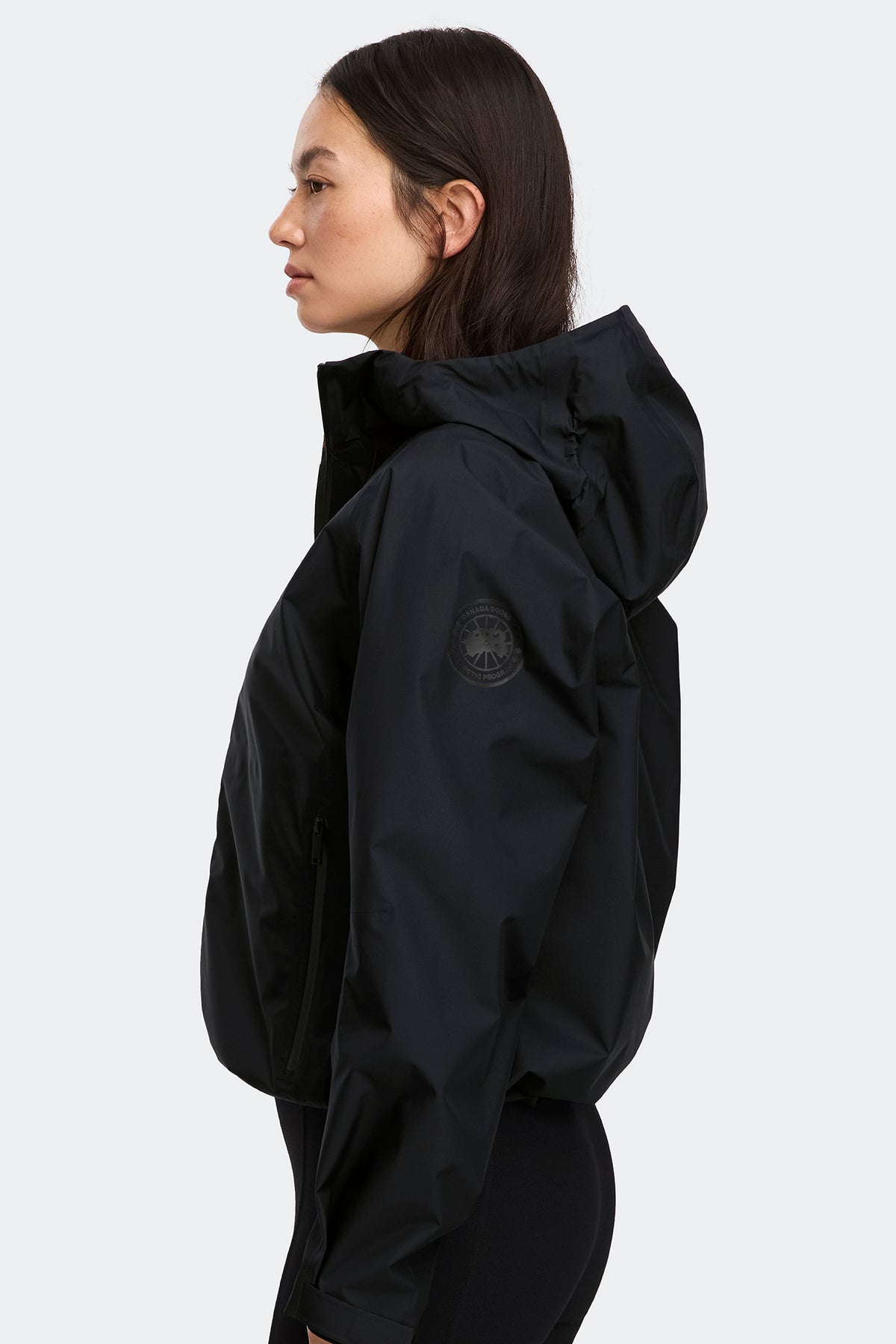 Horizon Rain Jacket - Black 9061 - on_side_01