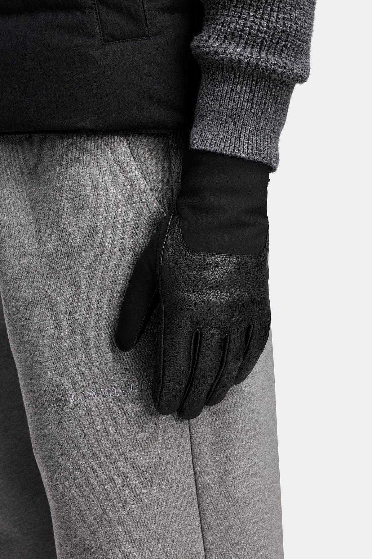 Mixed Media Glove - Black 9061 - on_front_01