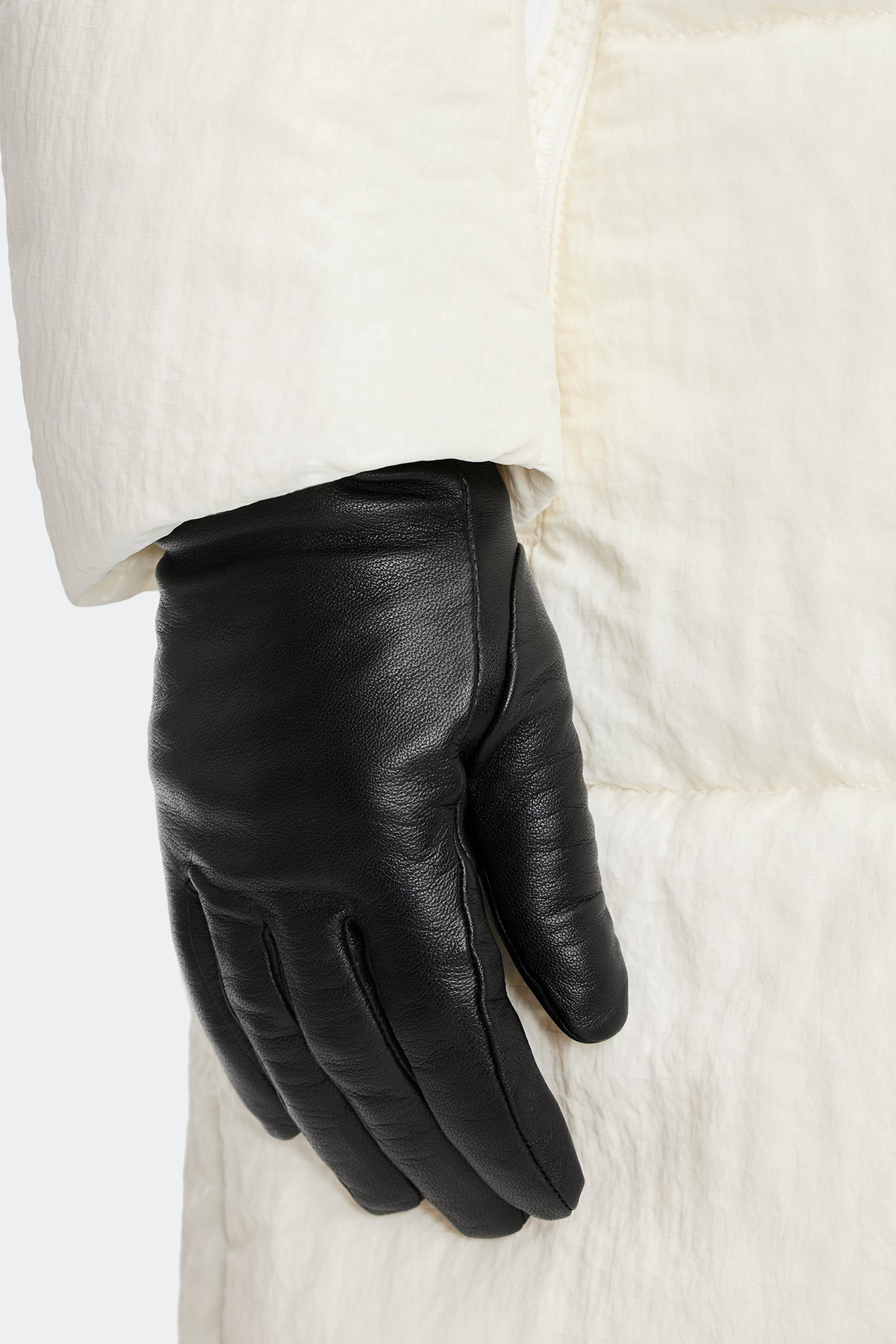 Leather Glove - Black 61 - on_front_01
