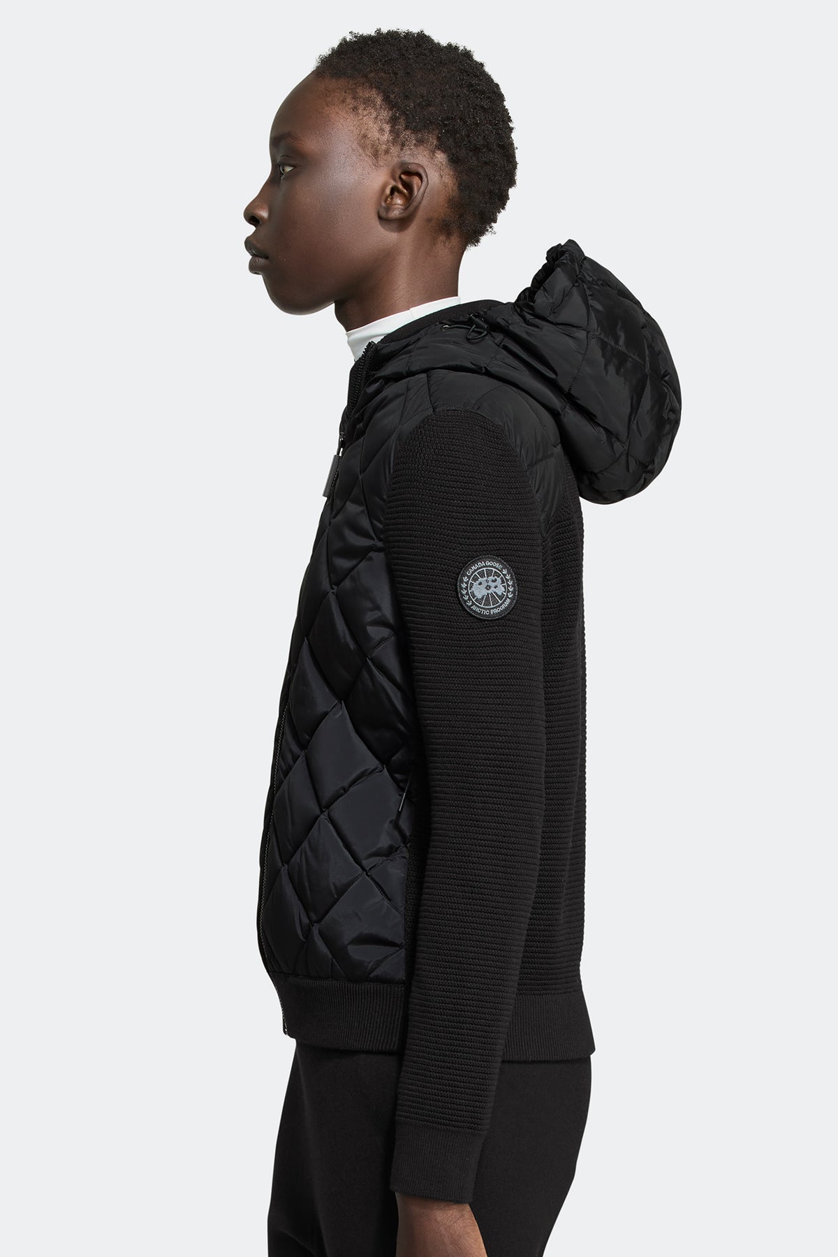 HyBridge® Quilted Knit Hoodie Black Disc - Black 61 - on_side_01