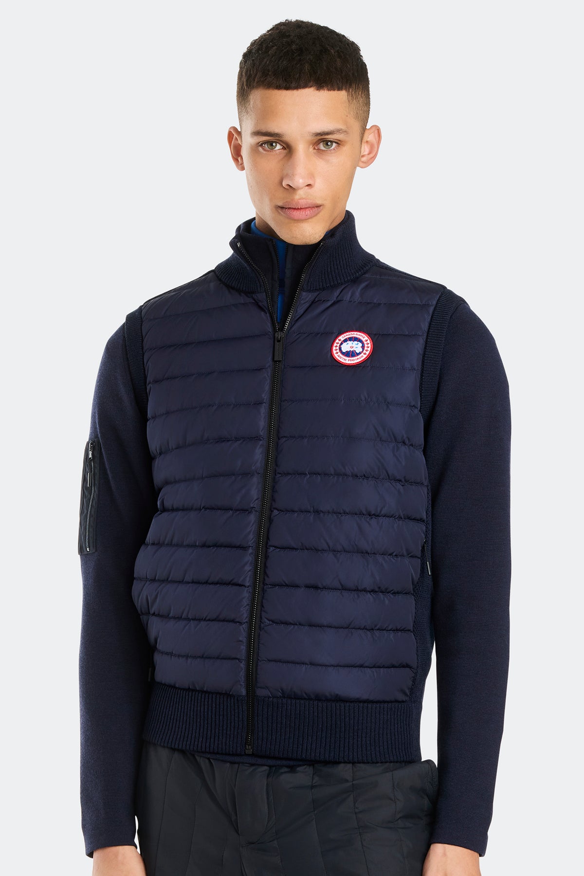 HyBridge® Knit Vest - Navy 67 - on_front_closed_01