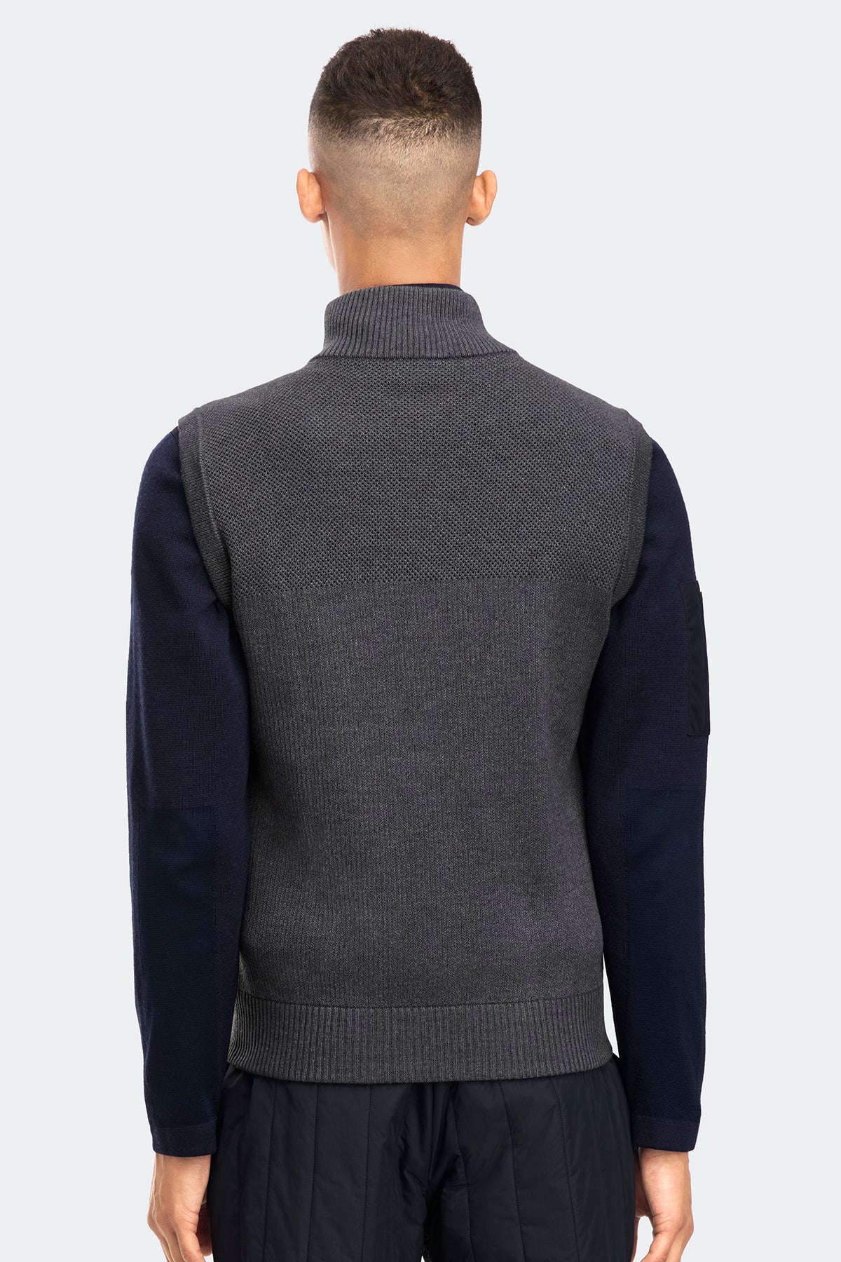 HyBridge® Knit Vest - Iron Grey 9699 - on_back_01
