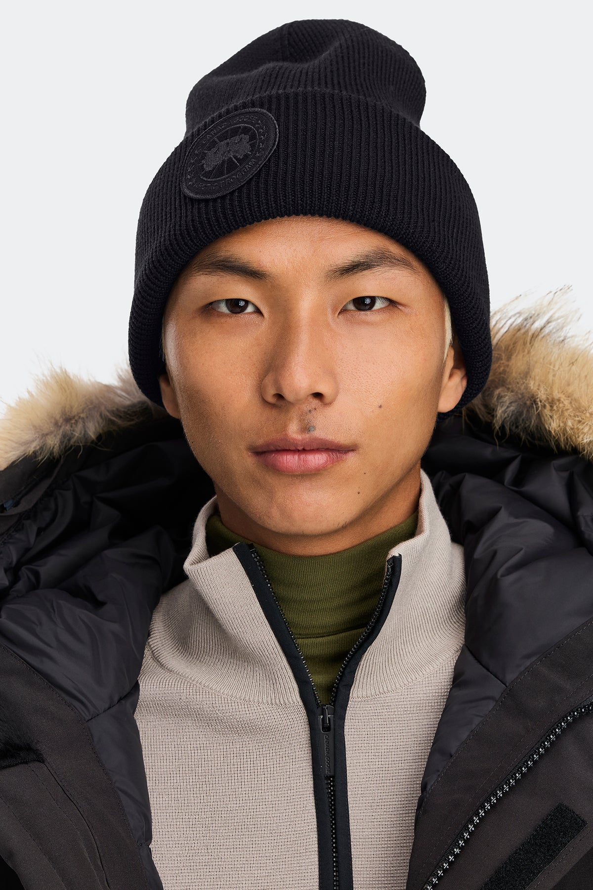 Arctic Toque - Black/Black 381 - on_front_01