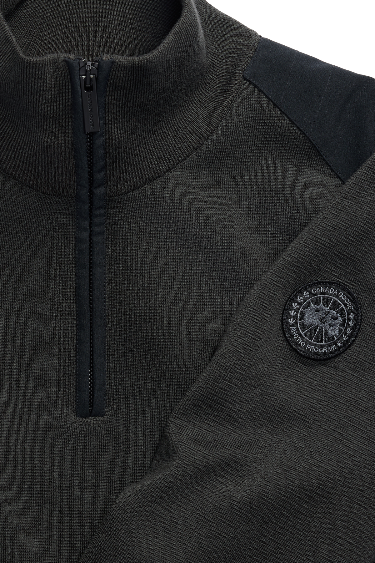 Stormont Quarter Zip Sweater Black Disc - Volcano 782 - off_detail_01