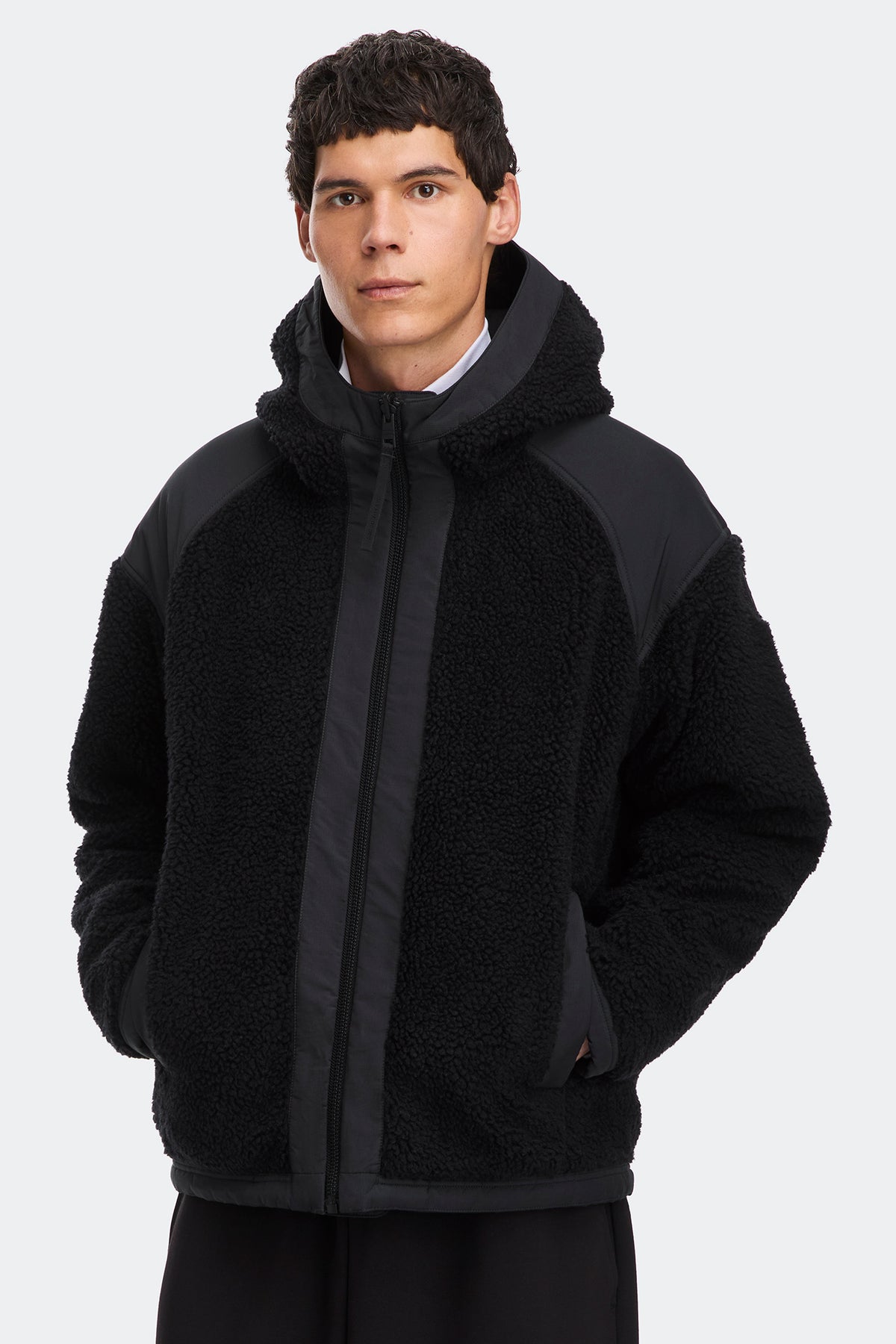 Alberni Reversible Fleece Bomber - Black/Black 9381 - on_front_closed_01