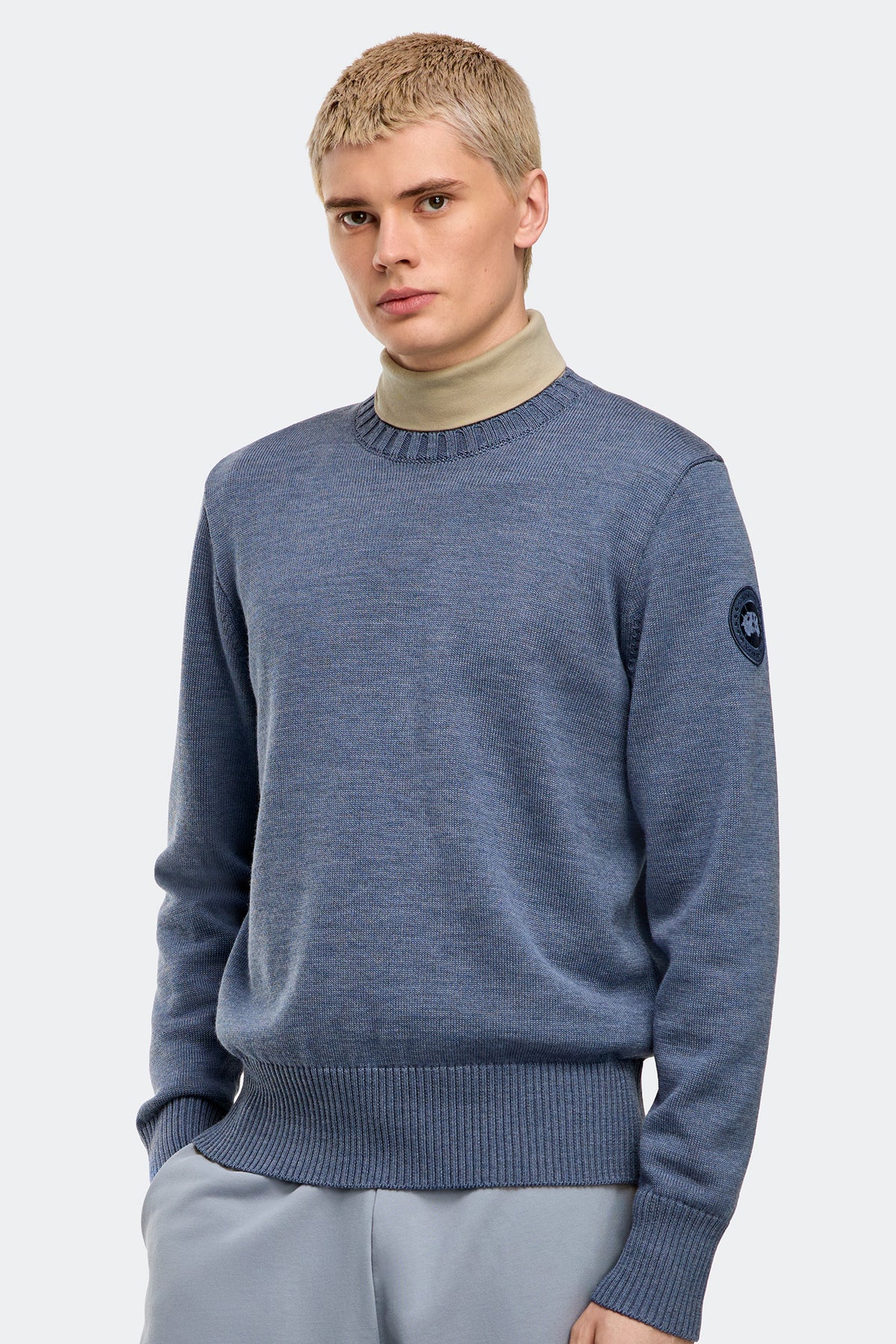 Rosseau Sweater - Ozone Blue Heather 1026 - on_side_01