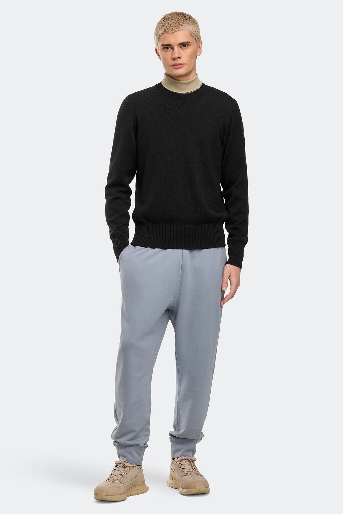Rosseau Sweater - Black 9061 - on_full_body_01