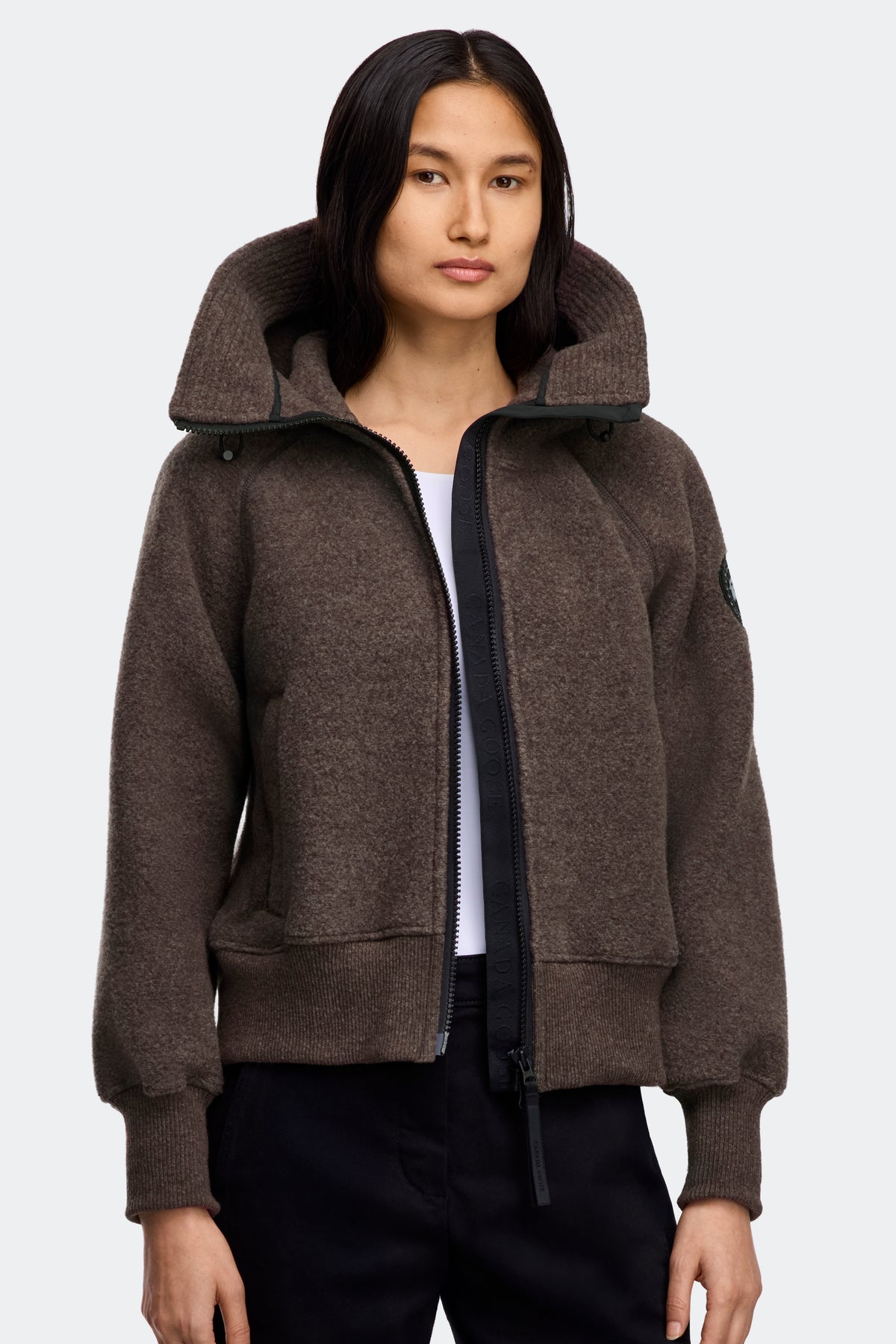 Chilliwack Fleece Bomber Black Disc - Taupe Grey 9394 - on_front_01