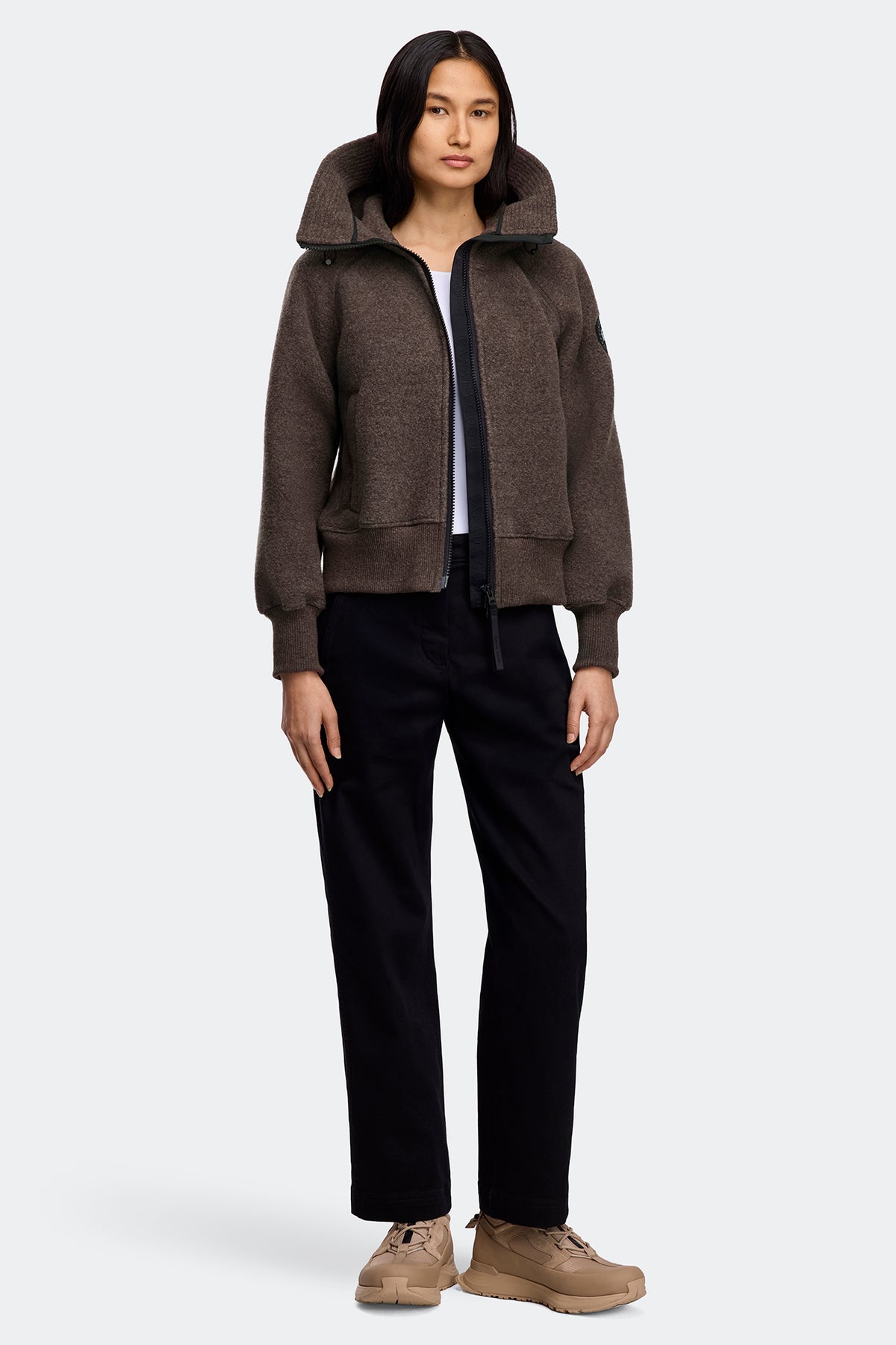Chilliwack Fleece Bomber Black Disc - Taupe Grey 9394 - on_full_body_01
