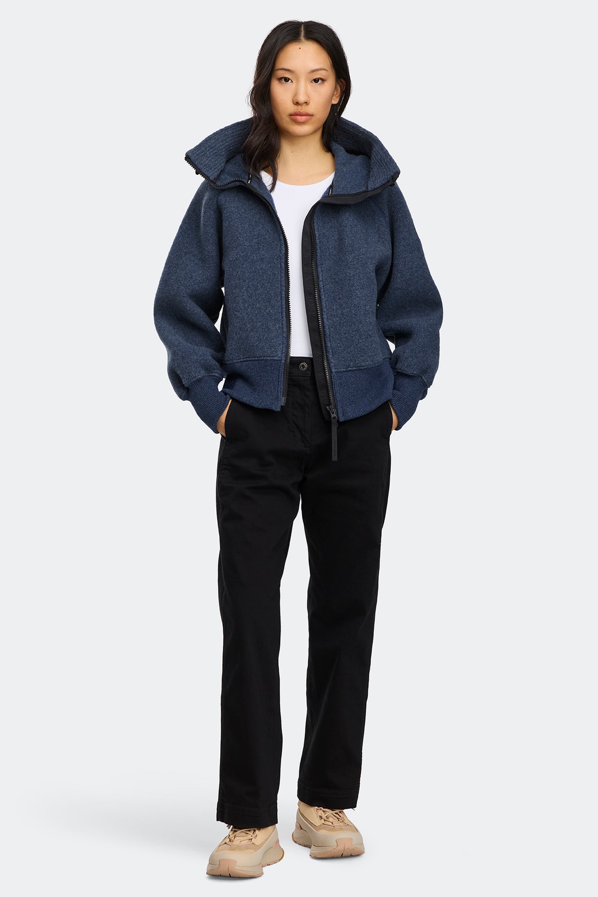 Chilliwack Fleece Bomber Black Disc - Oxford Navy 9841 - on_full_body_01