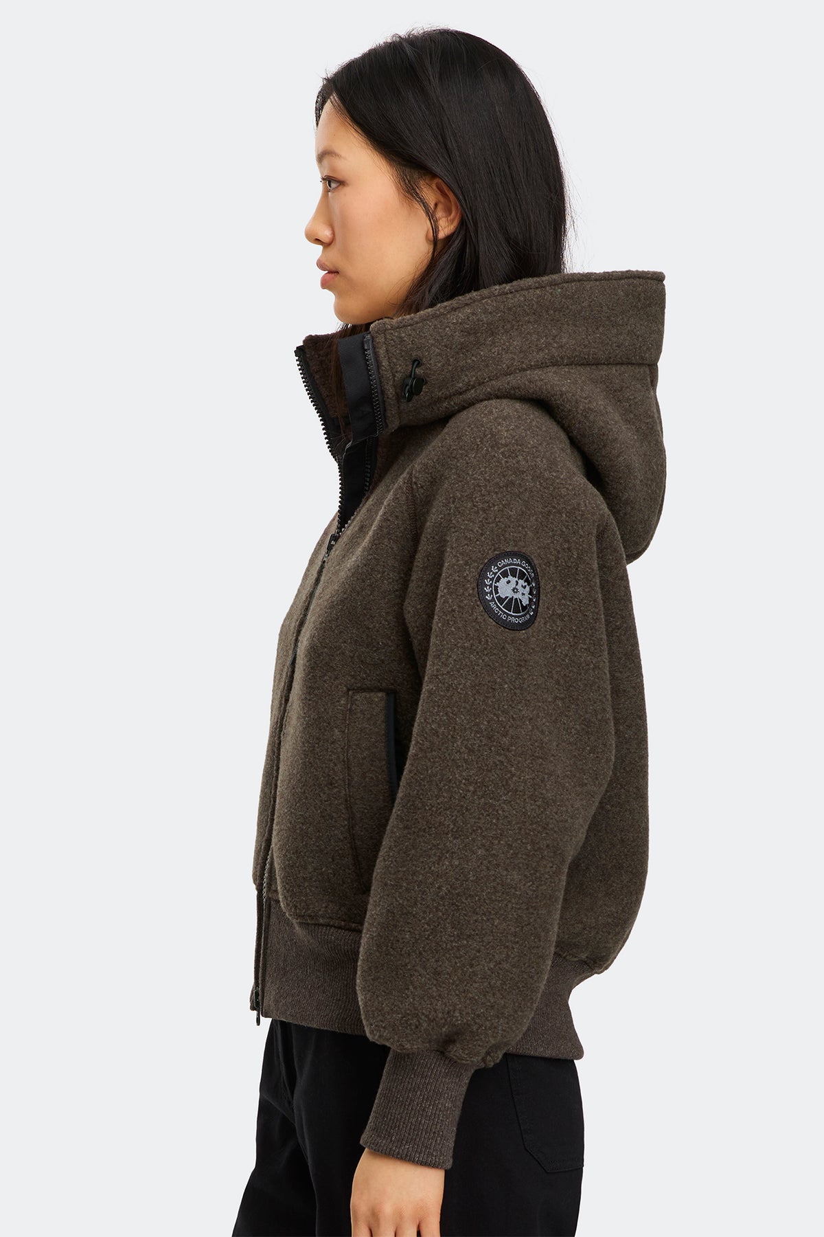 Chilliwack Fleece Bomber Black Disc - Terra 9842 - on_side_01