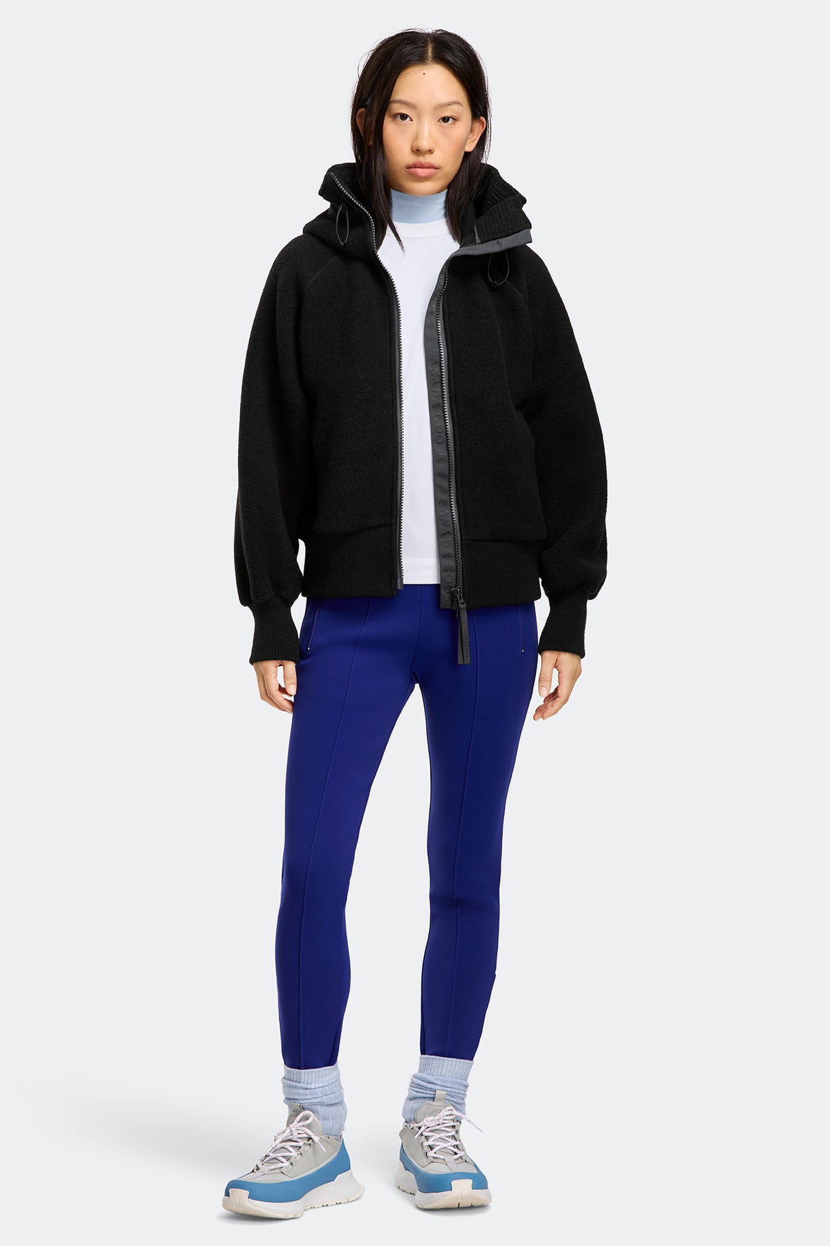 Chilliwack Fleece Bomber - Black 9061 - on_full_body_01