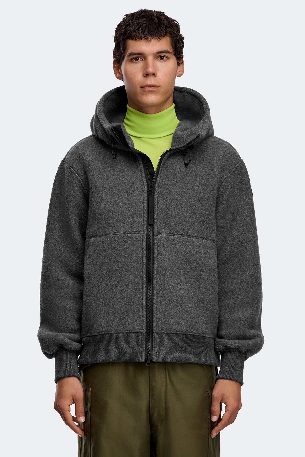 Chilliwack Fleece Bomber Black Disc - Quarry Grey 9211 - on_front_closed_01