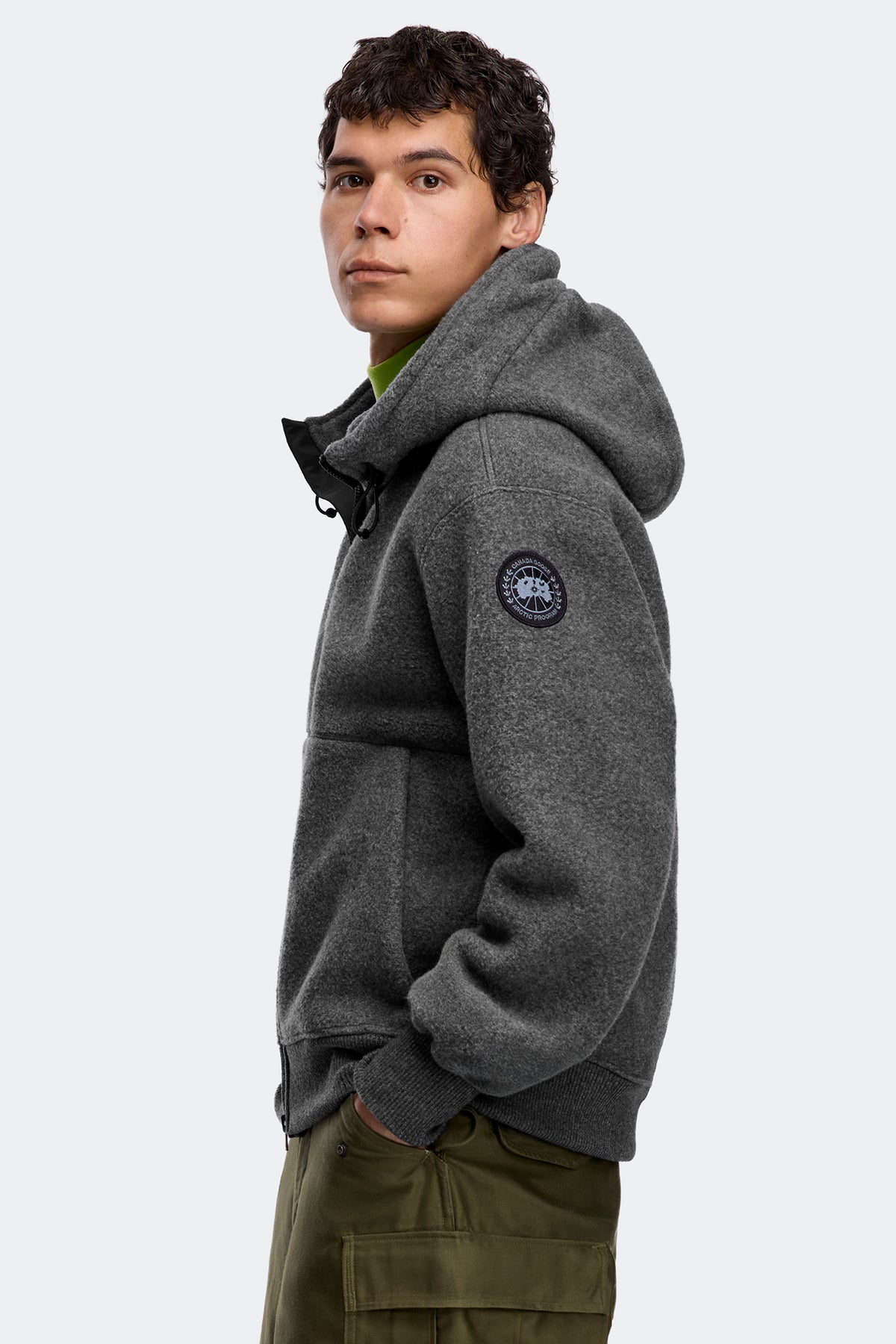 Chilliwack Fleece Bomber Black Disc - Quarry Grey 9211 - on_side_01