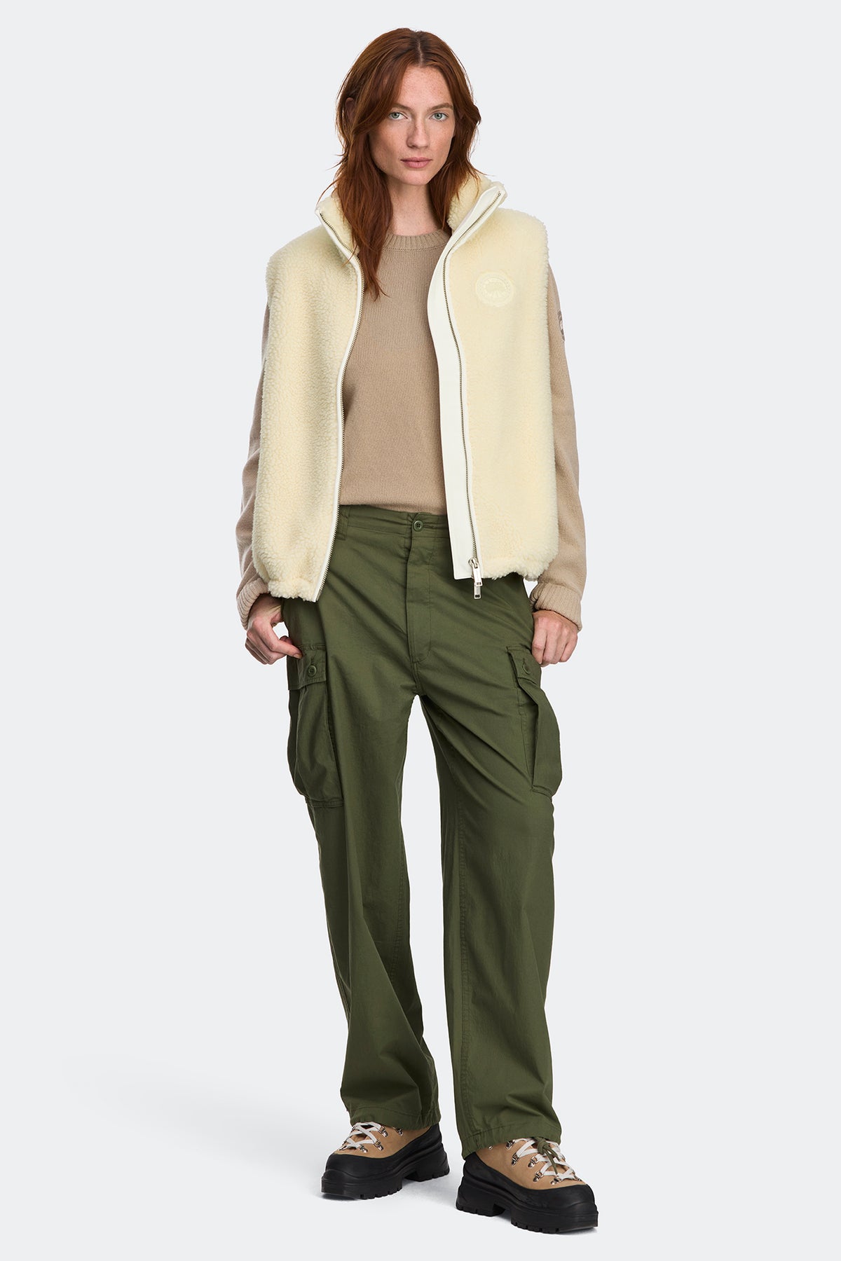 Soren Fleece Vest - Bone 9224 - on_full_body_01