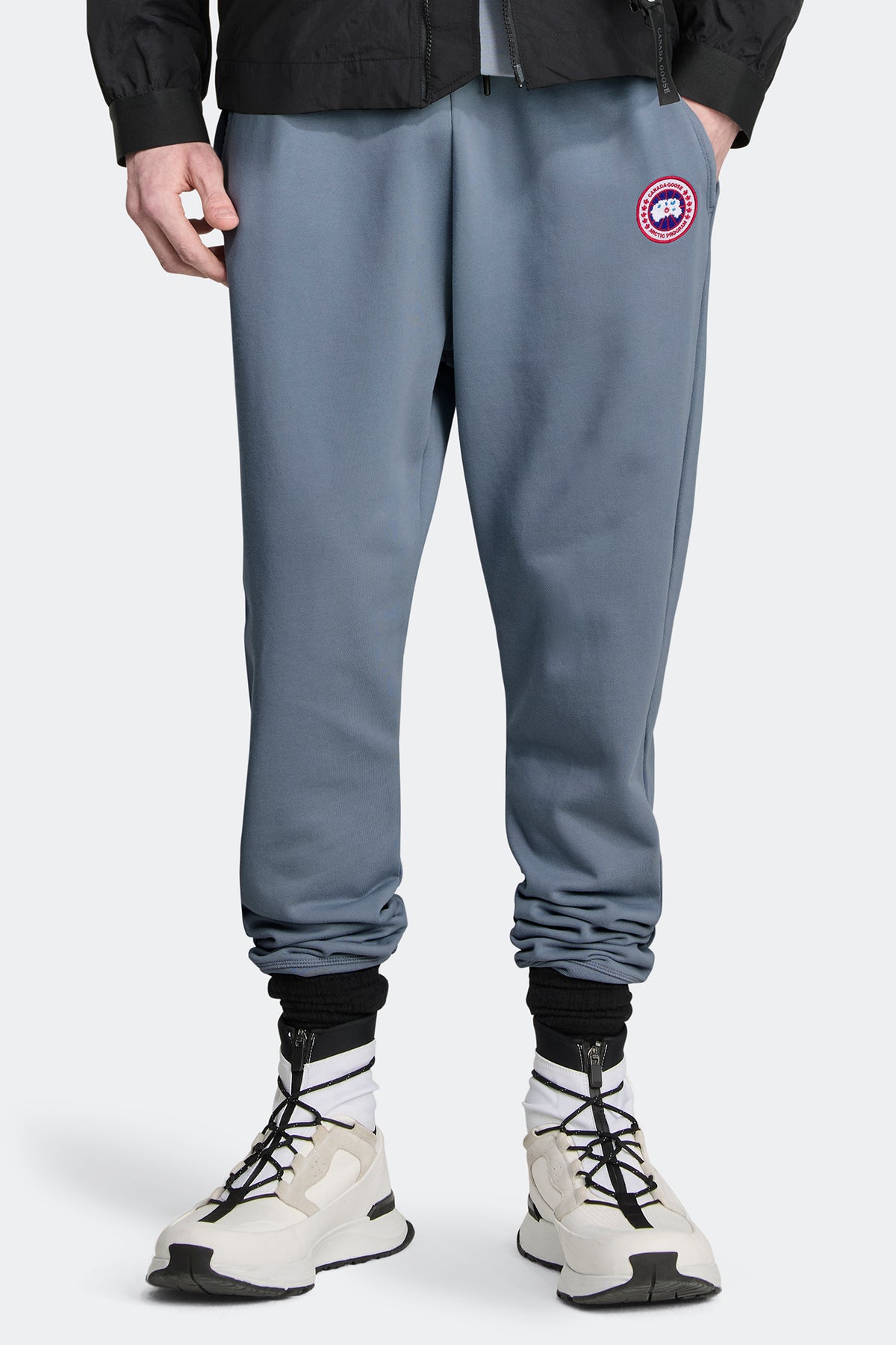 Huron Jogger - Ozone Blue 222 - on_full_body_01
