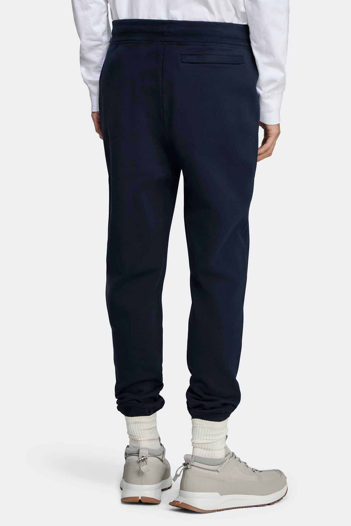 Huron Jogger - Atlantic Navy 63 - on_back_01